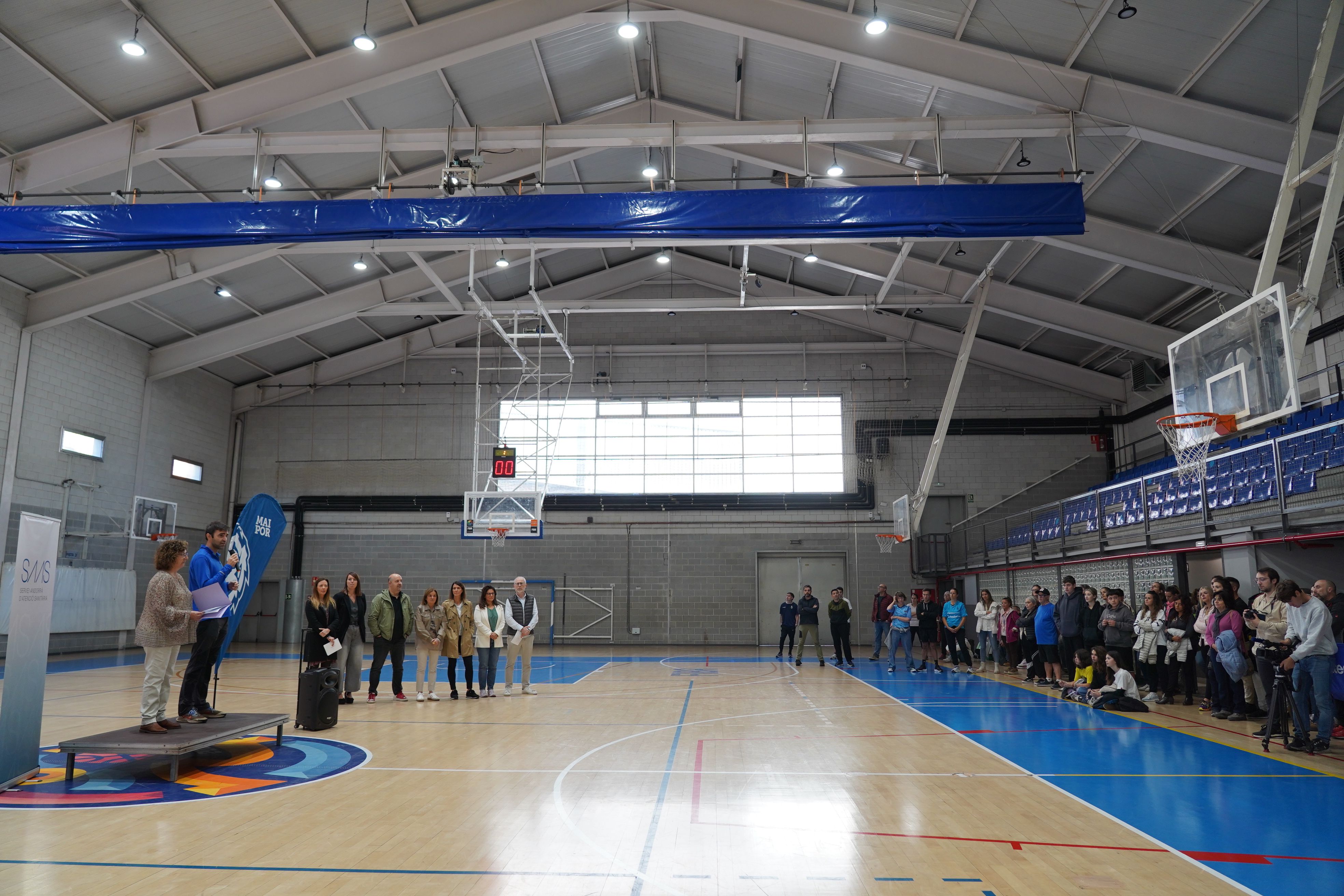 Vista del pavelló Joan Aloy durant la compareixença del cap de servei de Salut Mental, Joan Soler. Vista del pavelló Joan Aloy durant la compareixença del cap de servei de Salut Mental, Joan Soler.