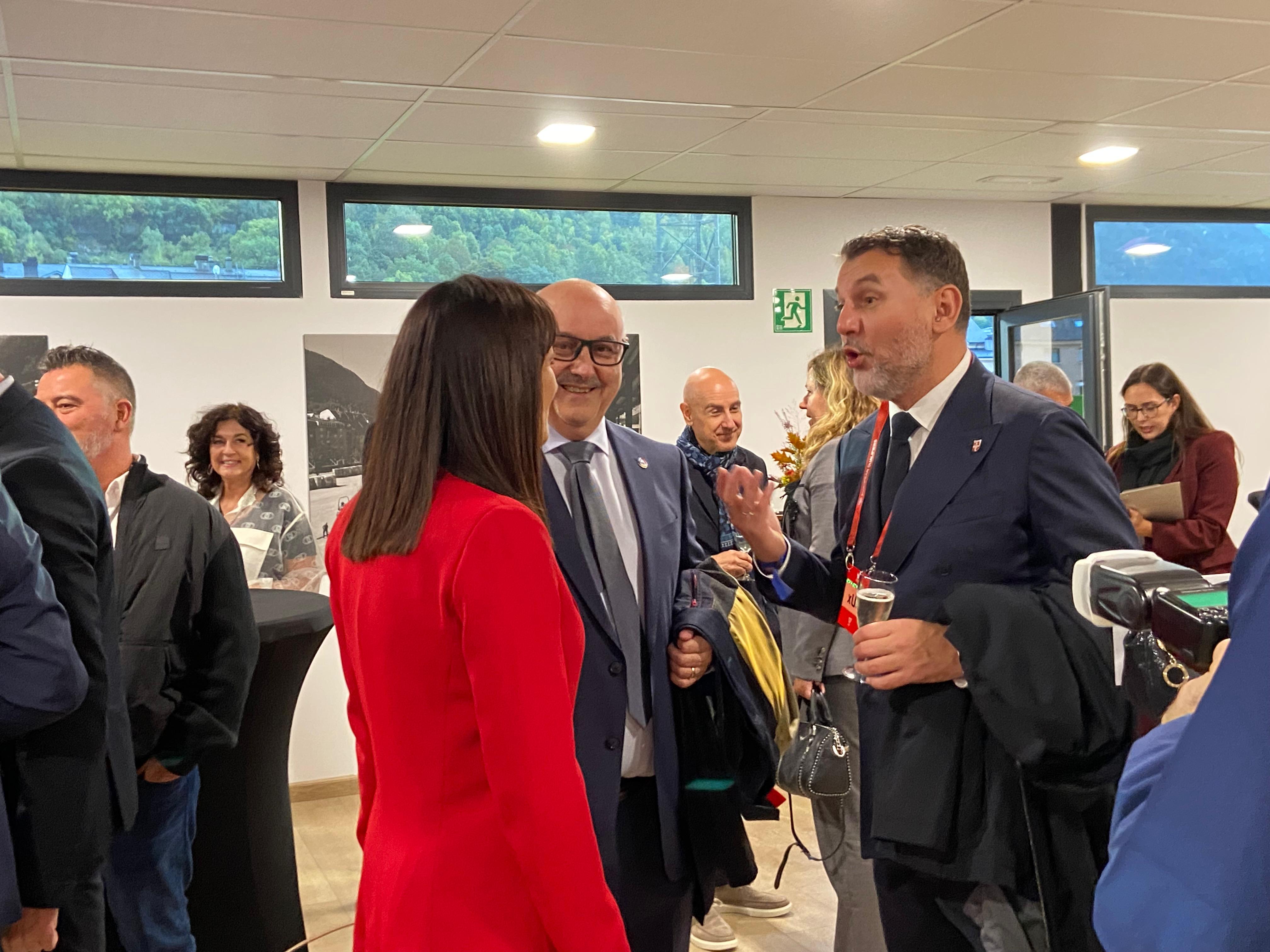 Mònica Bonell, present a la inauguració. Mònica Bonell, present a la inauguració.