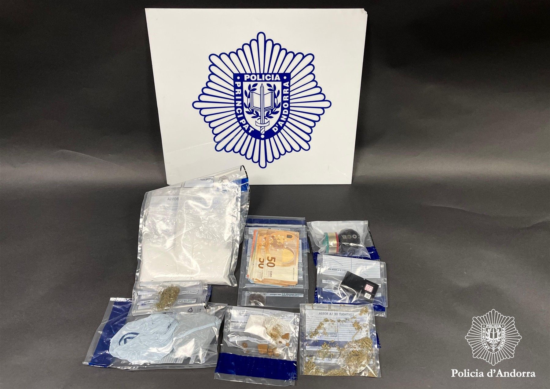 El material comissat.