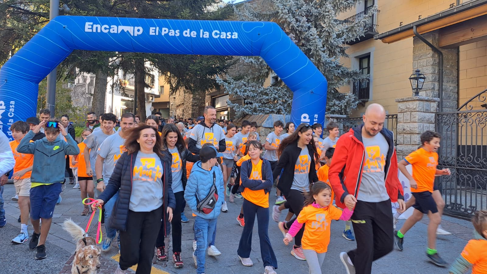 A Encamp han sortit des de la plaça Sant Miquel. 