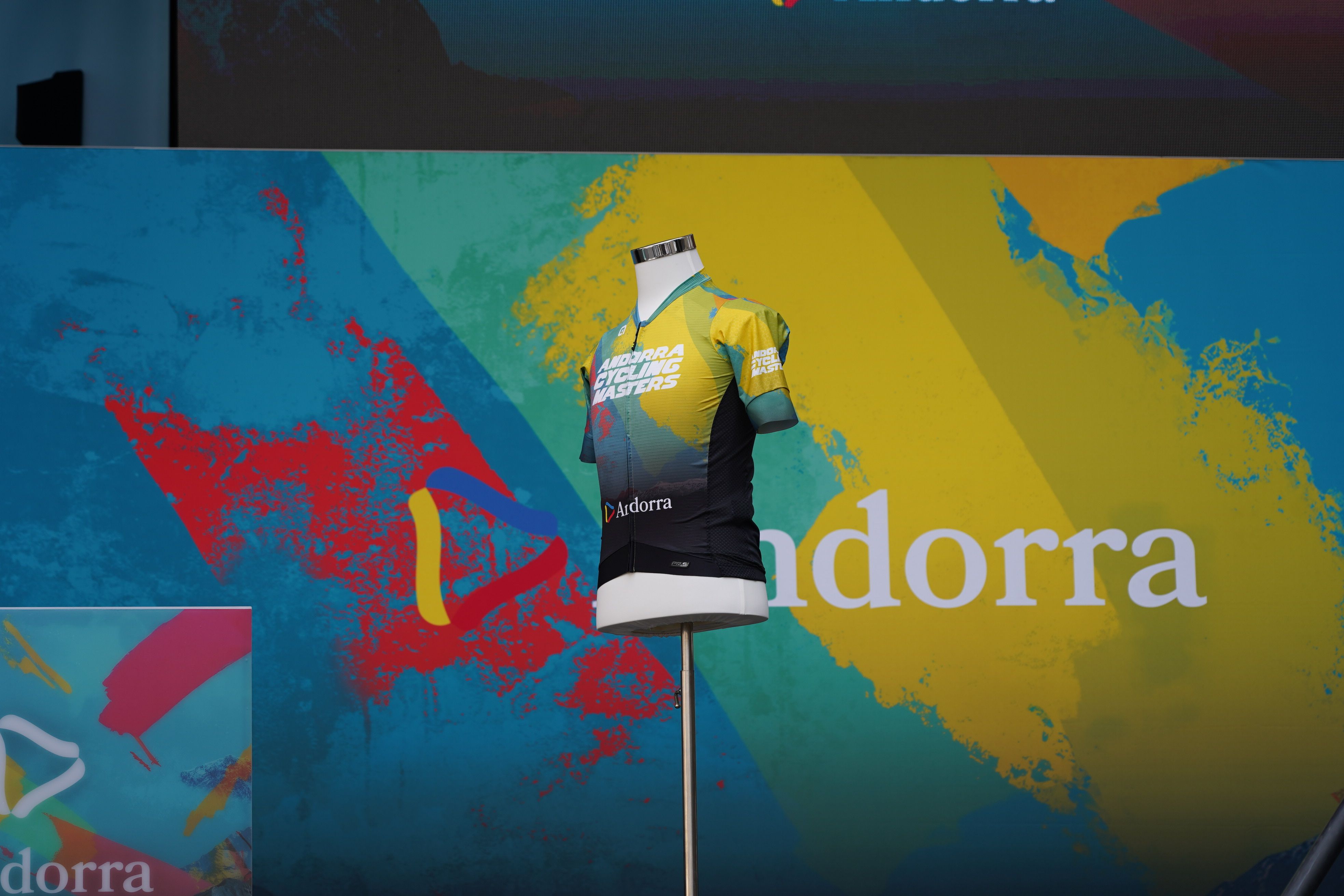 El maillot de l'Andorra Cycling Masters.