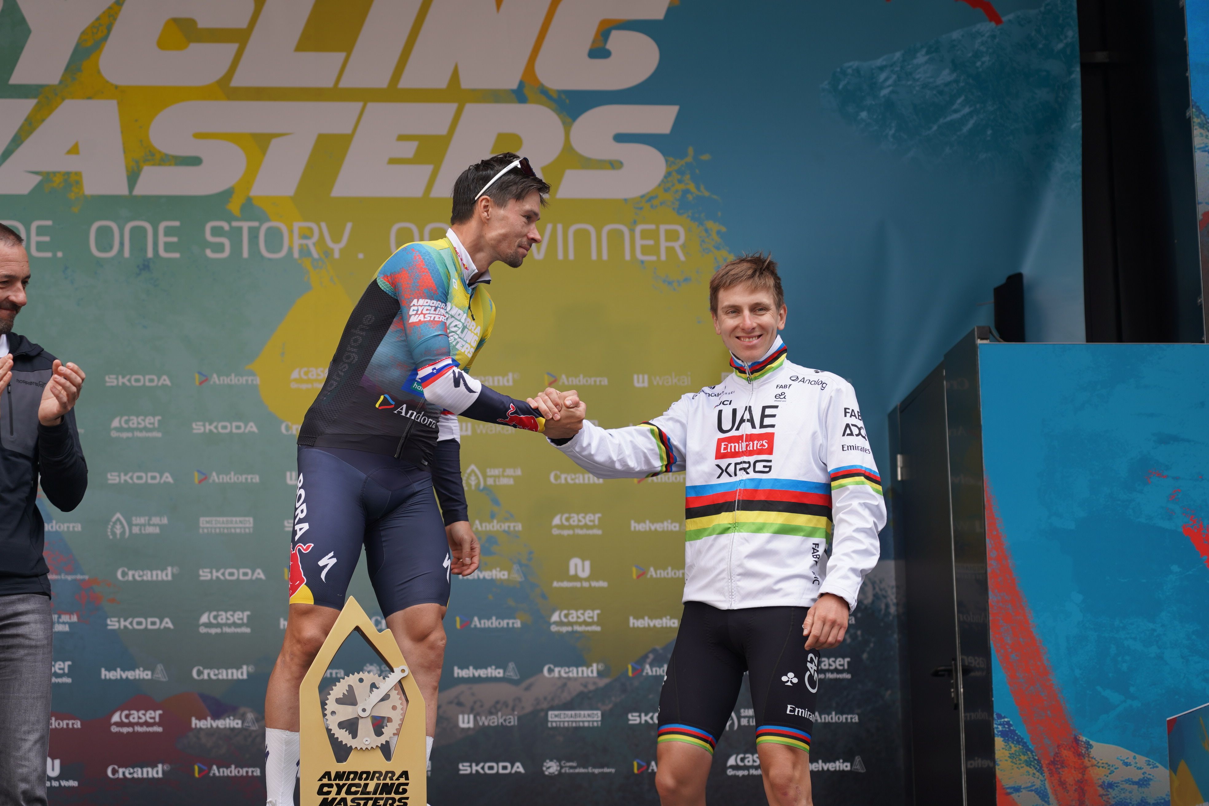 L'eslovè ha estat felicitat pel seu compatriota, el campió del món Tadej Pogacar.