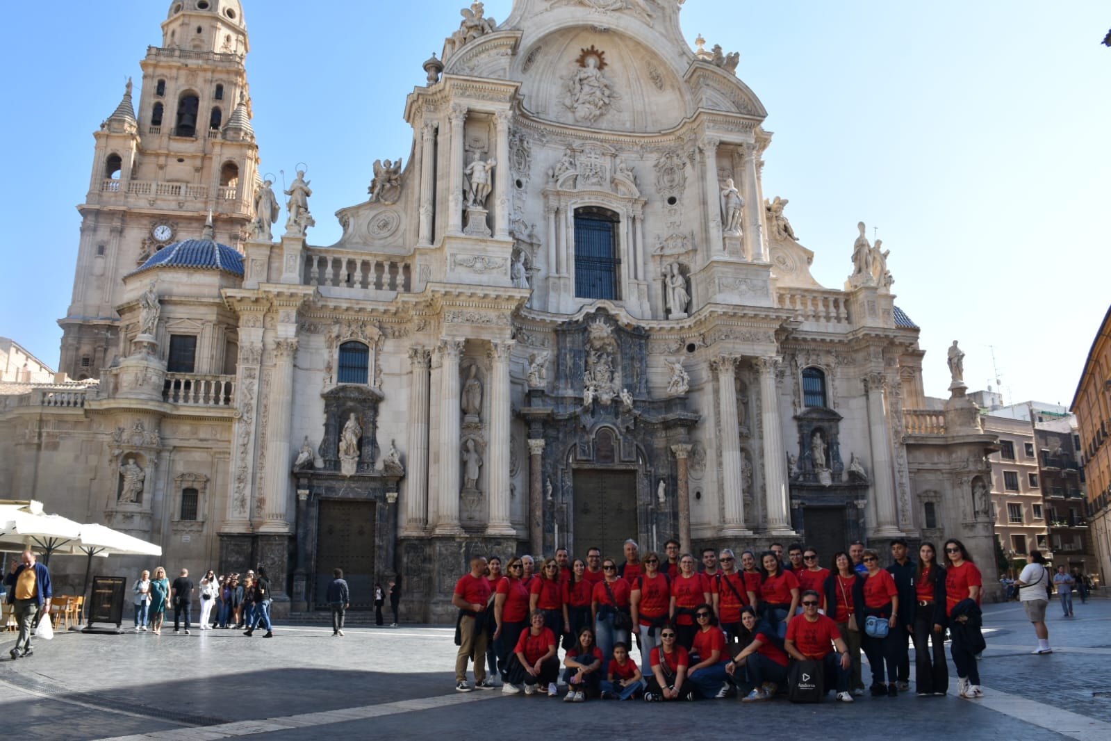 L'expedició del grup folklòric Casa de Portugal, a la ciutat de Múrcia.