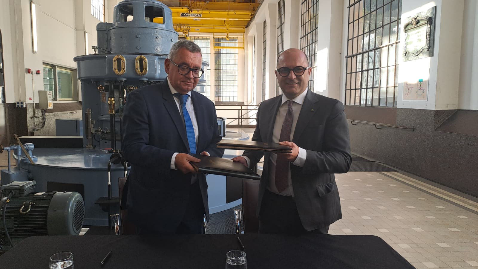 Moles i Ciciliato, amb el nou contracte signat.