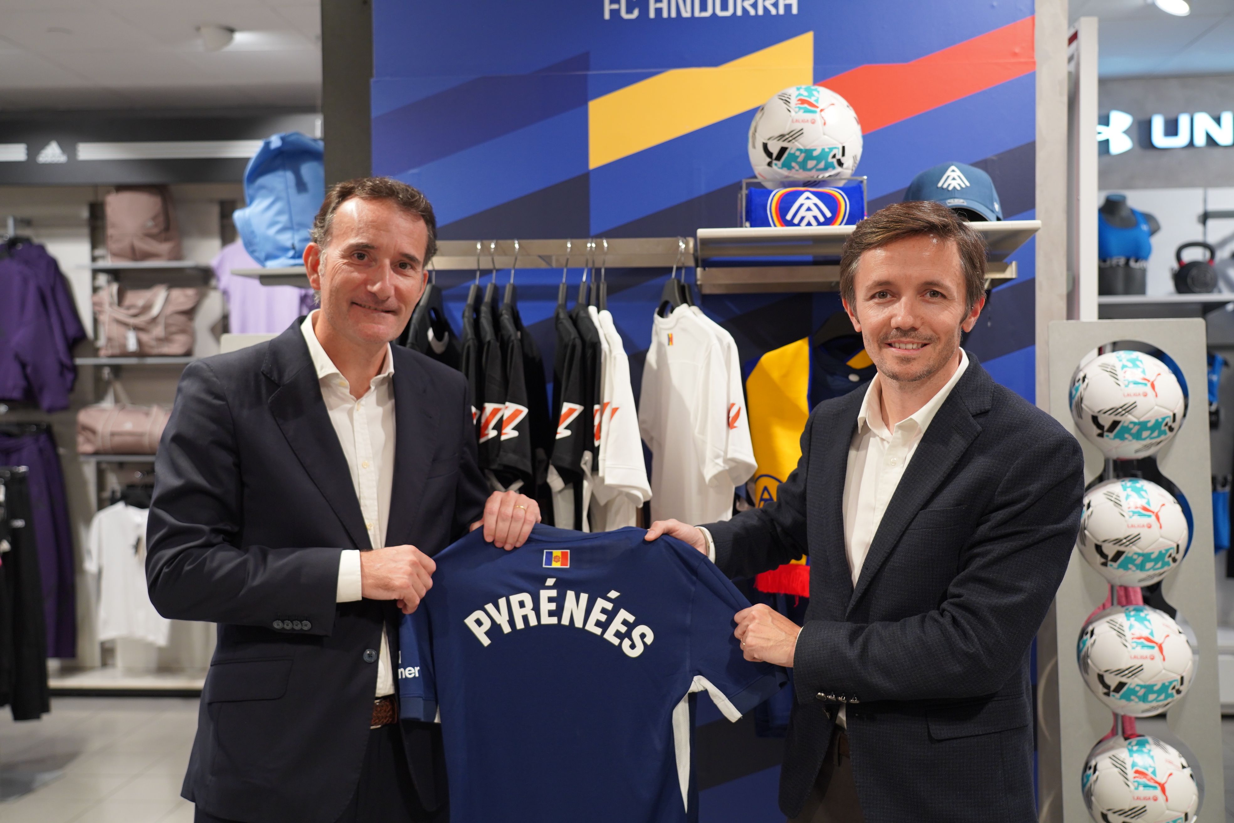 Vilaseca i Feliu, durant la presentació de l'acord.