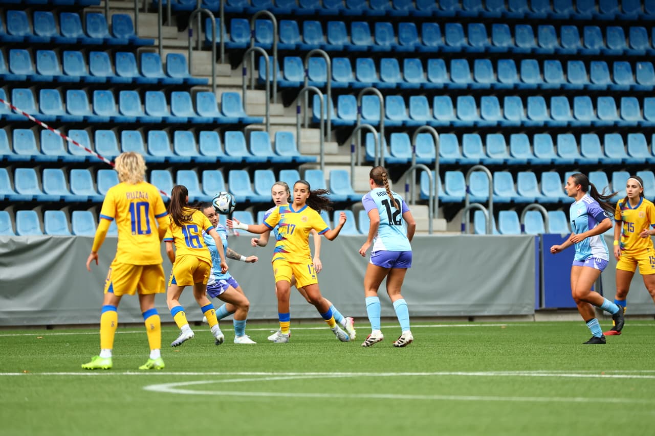 Andorra i Gibraltar han disputat un duel molt igualat a l'Estadi Nacional. Andorra i Gibraltar han disputat un duel molt igualat a l'Estadi Nacional.