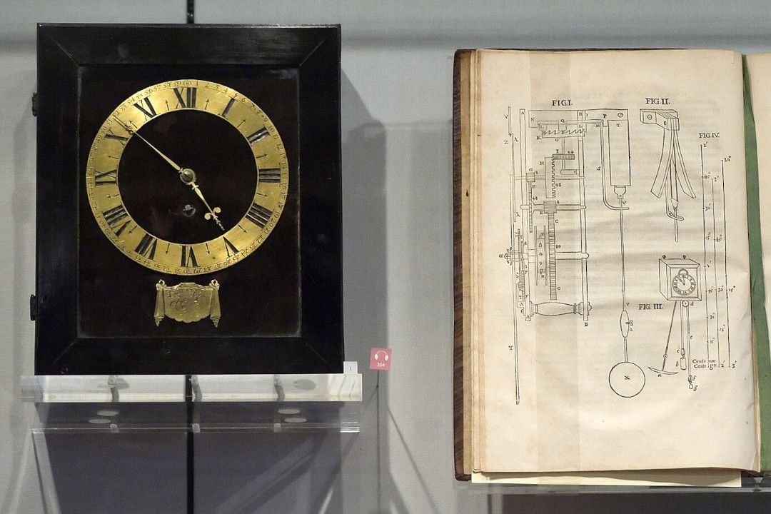 El rellotge de Huygens del 1657 al Museum Boerhaave de Leiden La portaveu del Sindicat, Rebeca Bonache.