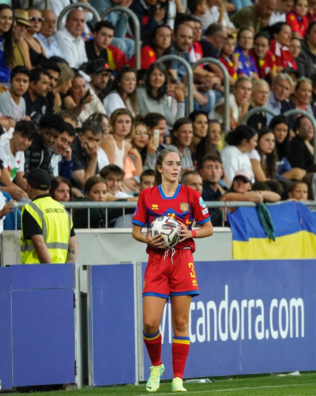 Maria Moles, en un duel del darrer curs a l'Estadi Nacional.