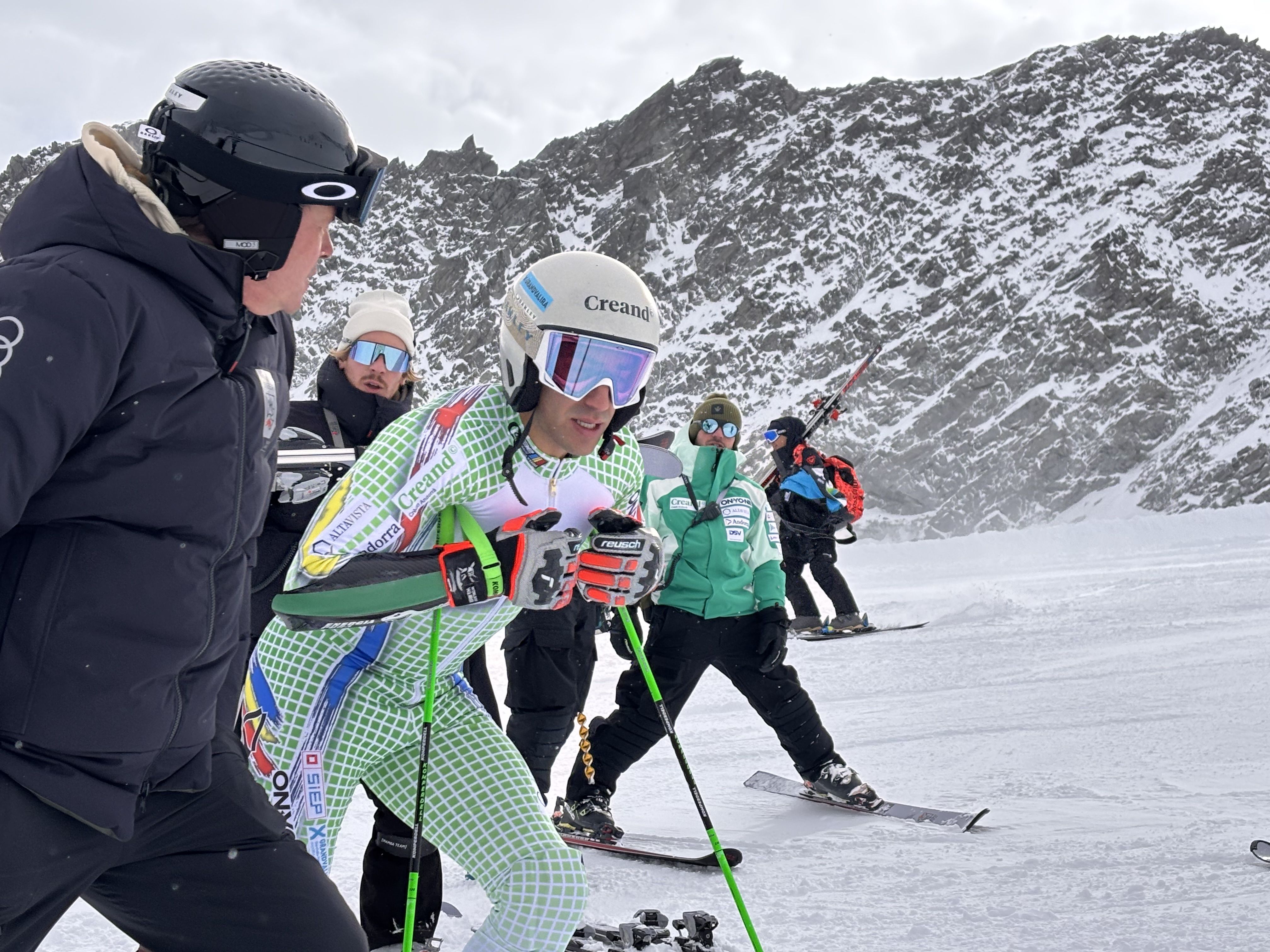 Joan Verdú, concentrat abans de debutar a la primera Copa del Món de la temporada FIS. 