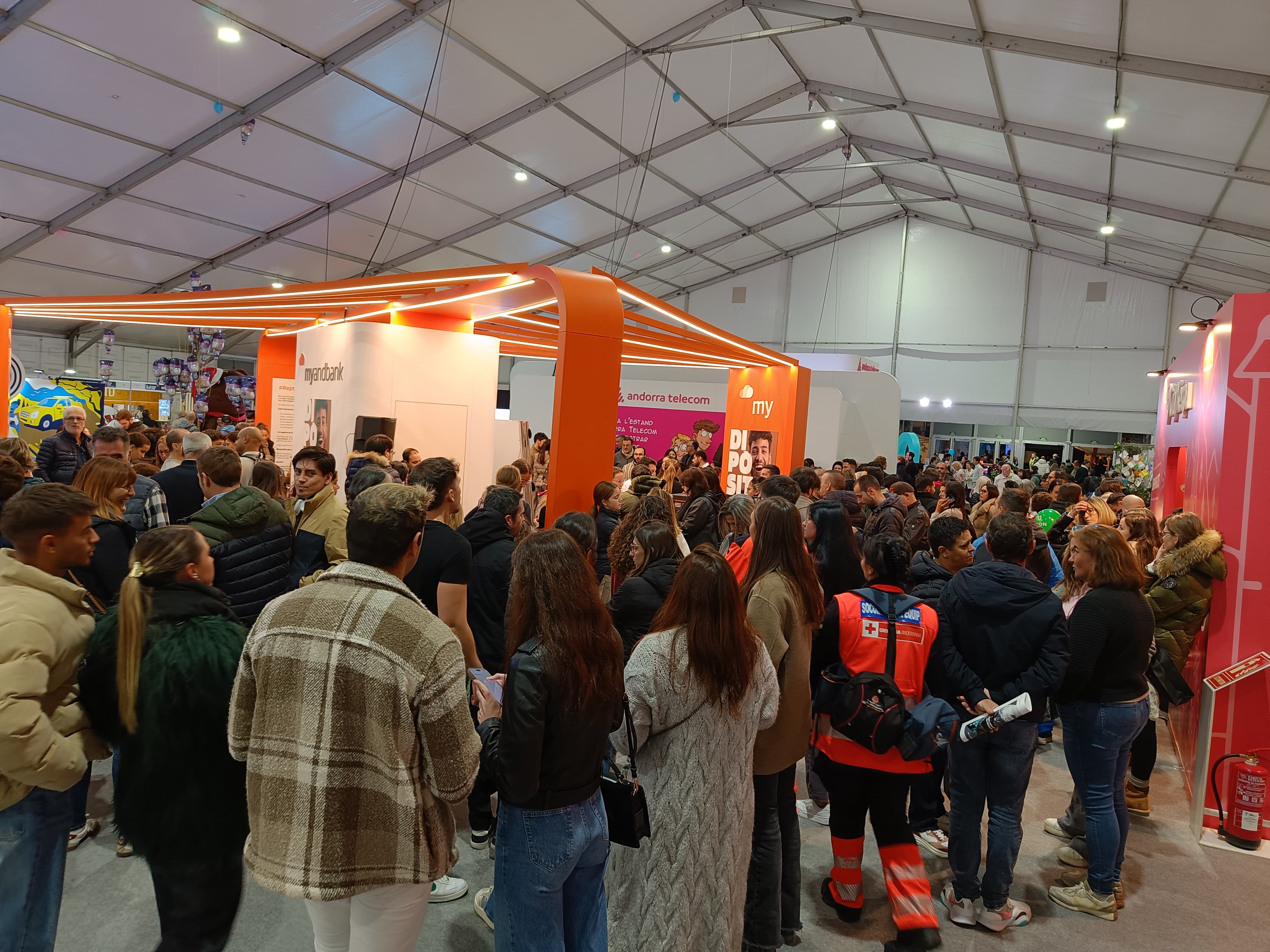 WhatsApp Image 2025 10 26 at 19.30.21 (1) WhatsApp Image 2025 10 26 at 19.30.21 (1)