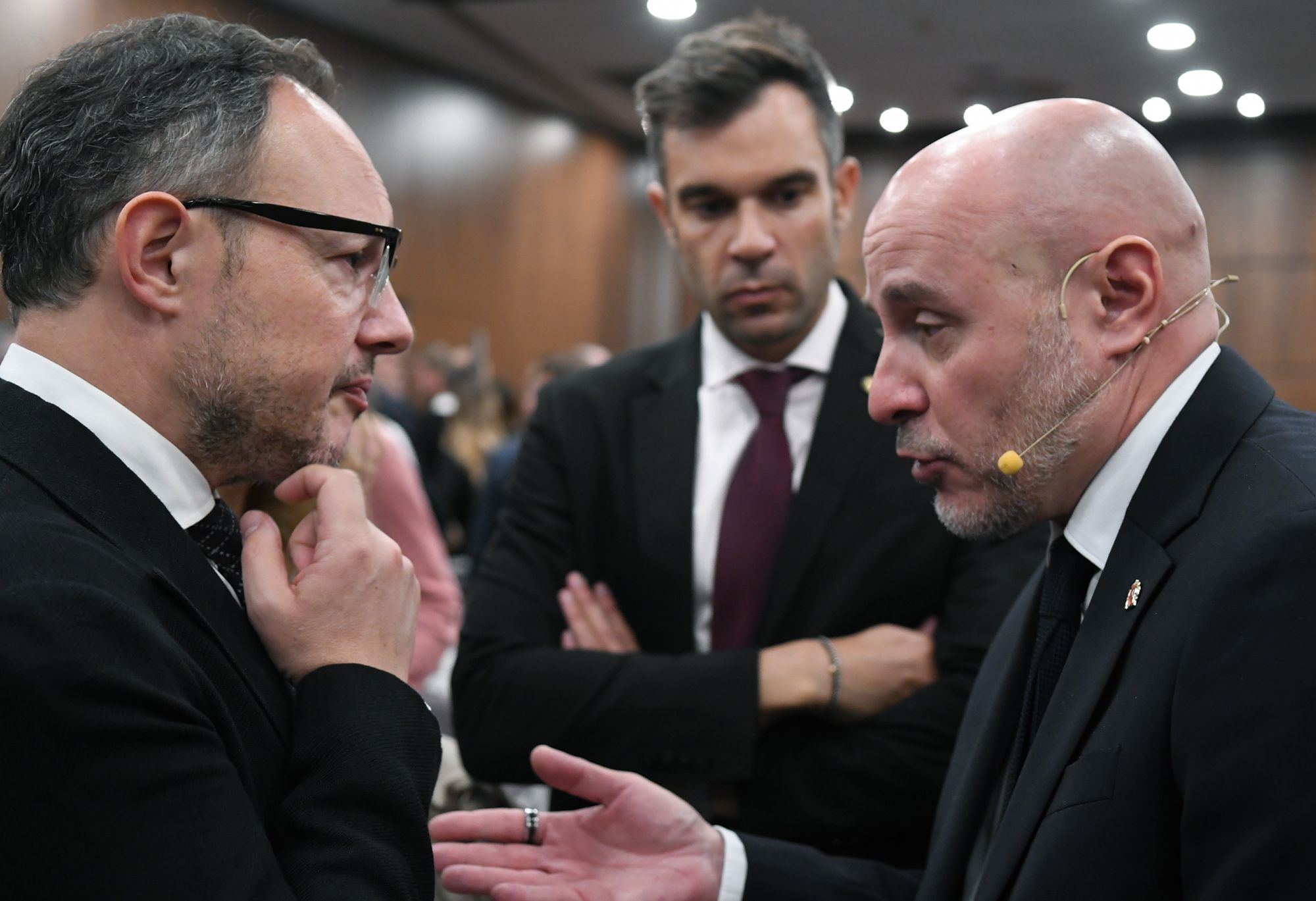 Prieto parla amb el cap de Govern, Xavier Espot. Prieto parla amb el cap de Govern, Xavier Espot.