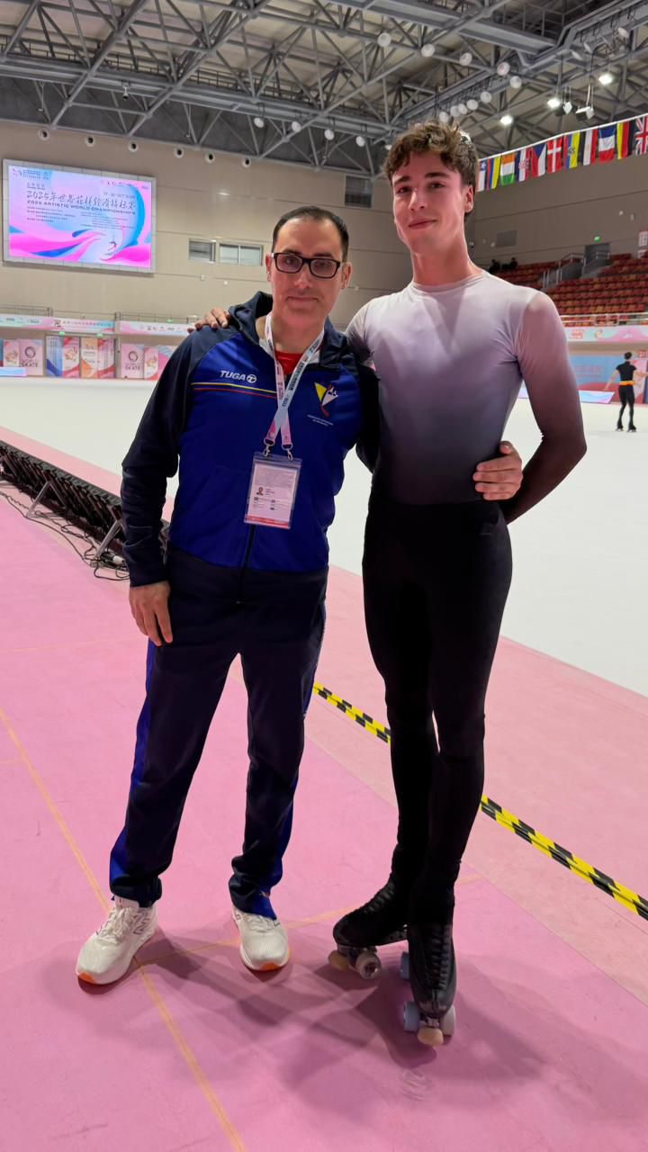 Èric Barbeitos, amb el seu entrenador Xavier Orrit. Èric Barbeitos, amb el seu entrenador Xavier Orrit.