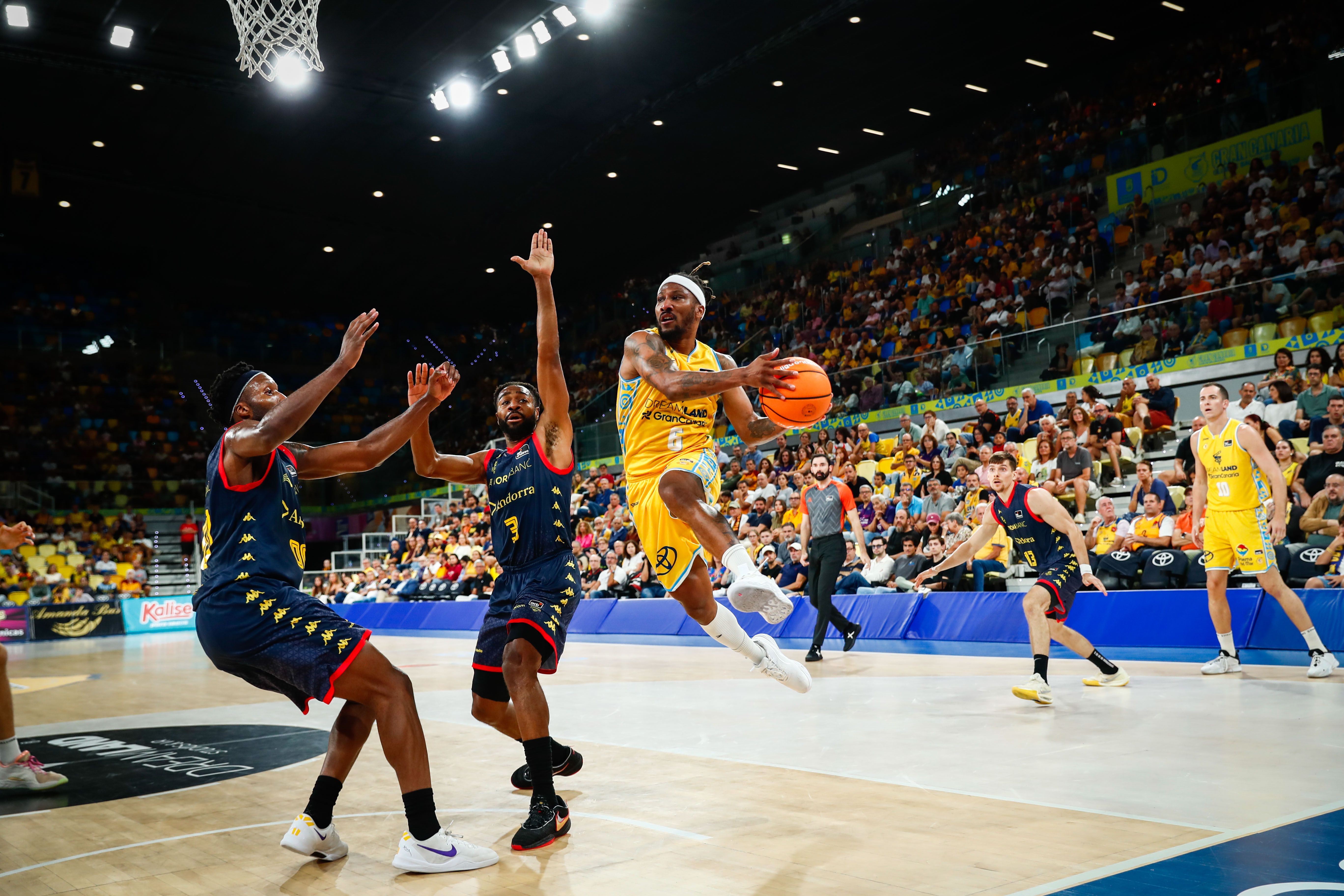 L'extricolor Albicy, màxim assistent del Gran Canària. L'extricolor Albicy, màxim assistent del Gran Canària.