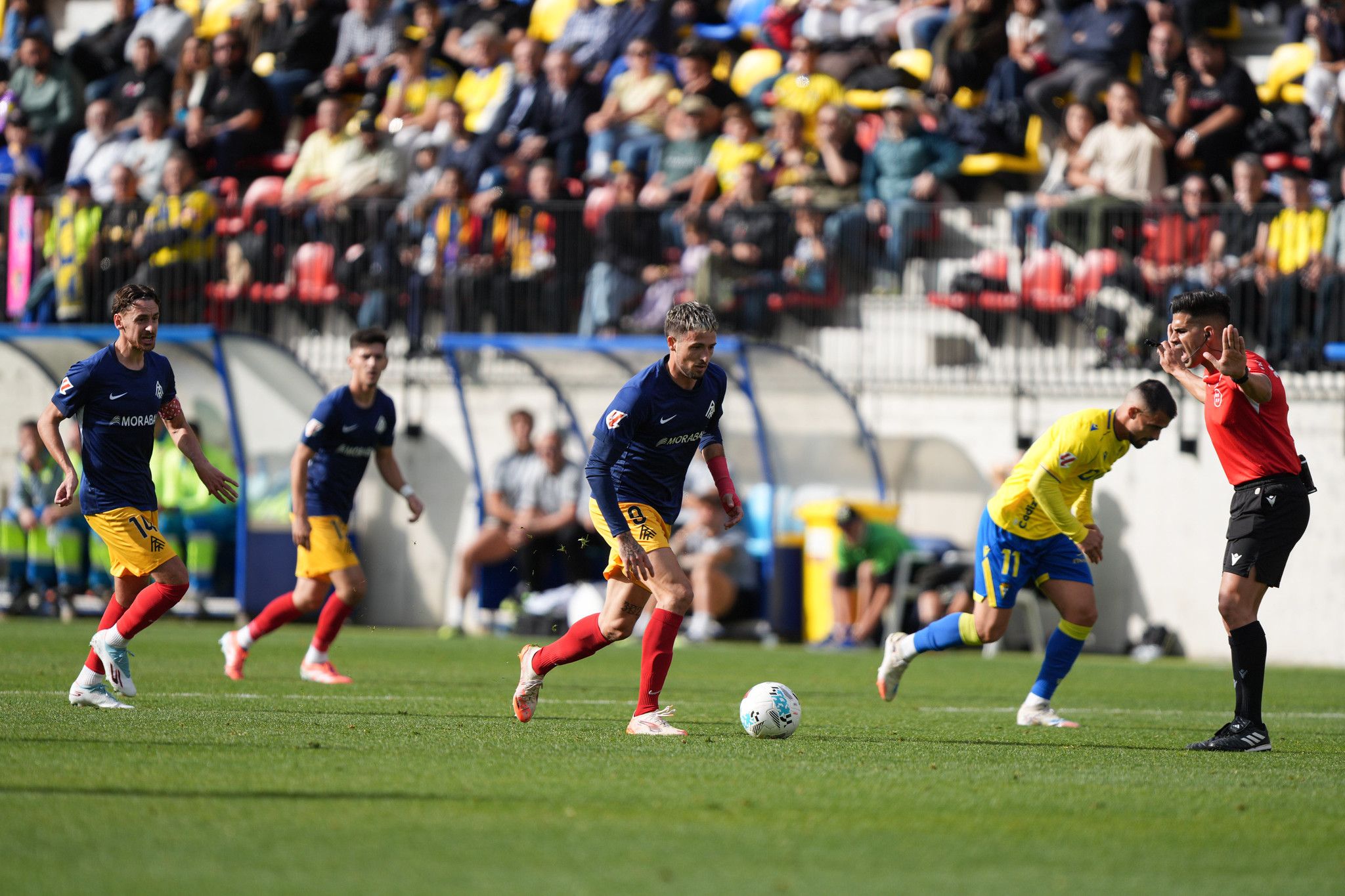 Manu Nieto no va aconseguir veure porteria contra el Cadis, el seu ex equip.