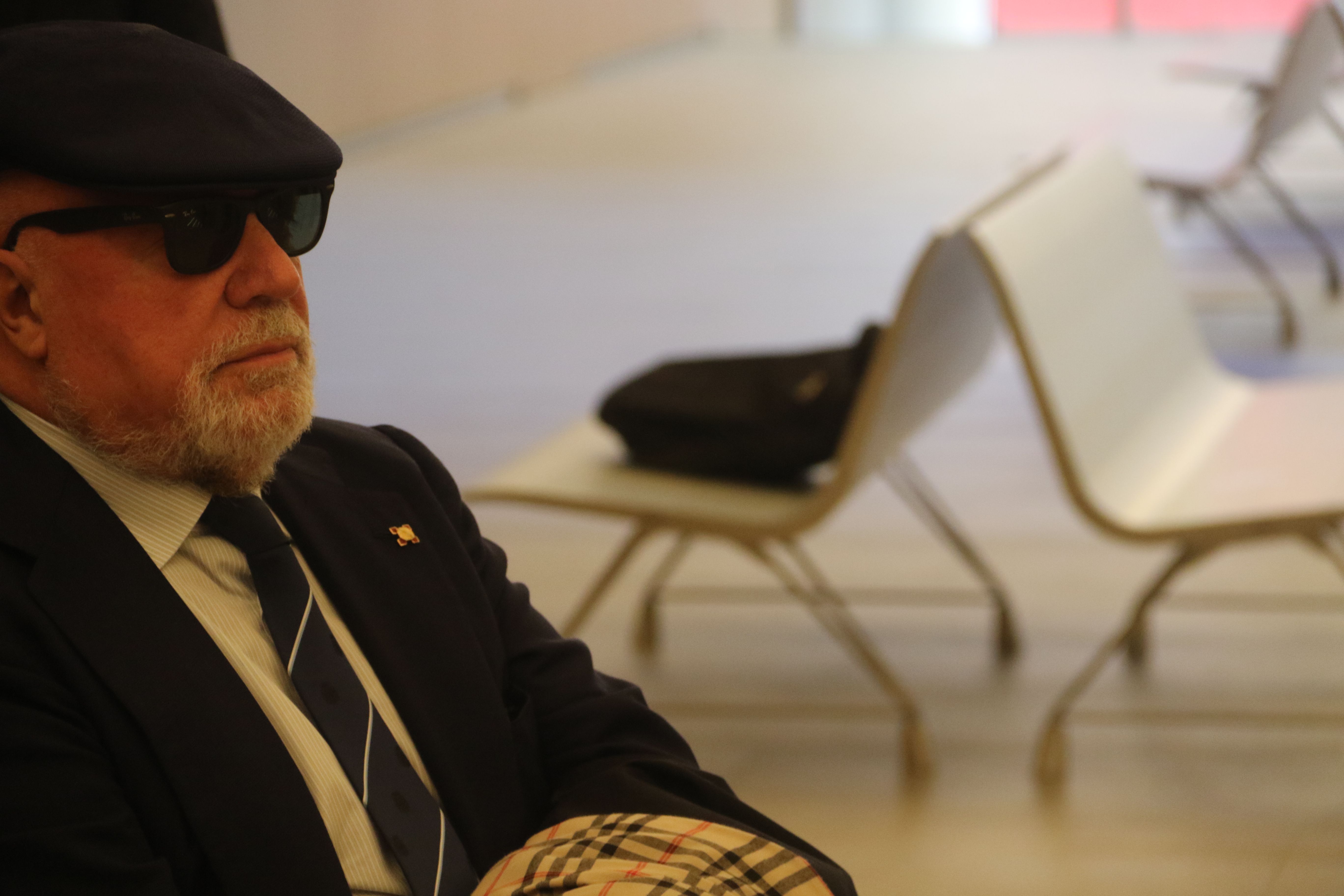 José Manuel Villarejo esperant a la Seu de la Justícia per si podia declarar aquest migdia. José Manuel Villarejo esperant a la Seu de la Justícia per si podia declarar aquest migdia.