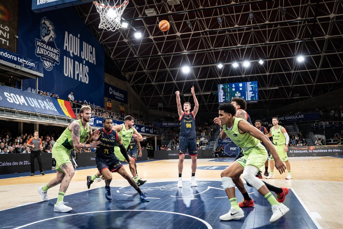 Artem Pustovyi, amb 16 punts, ha estat un dels màxims anotadors.