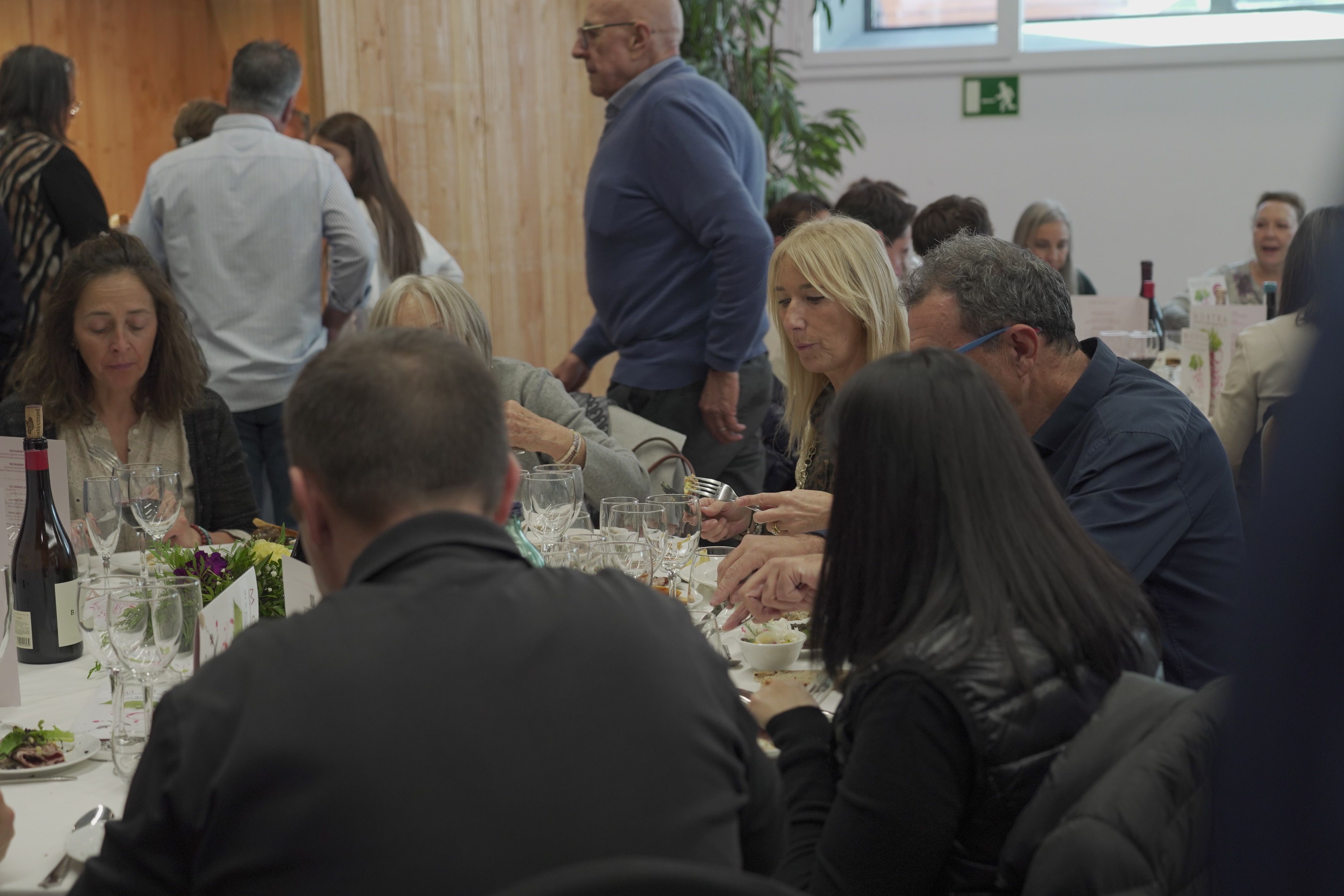 La subsíndica Sandra Codina, present a la mostra. 