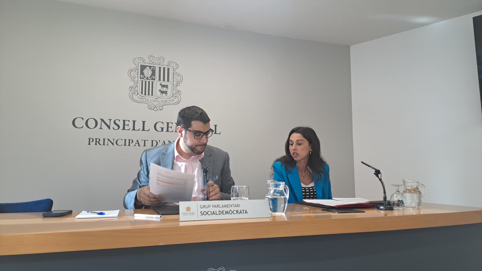 Baró i Moliné, durant la roda de premsa. Baró i Moliné, durant la roda de premsa.