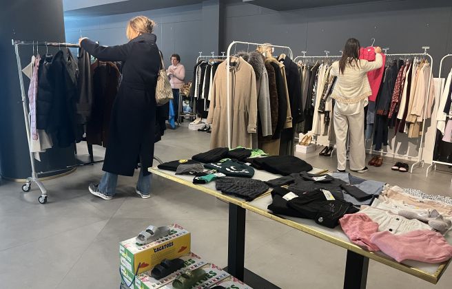 Inauguració dels Encants Solidaris d’Hivern. Inauguració dels Encants Solidaris d’Hivern.