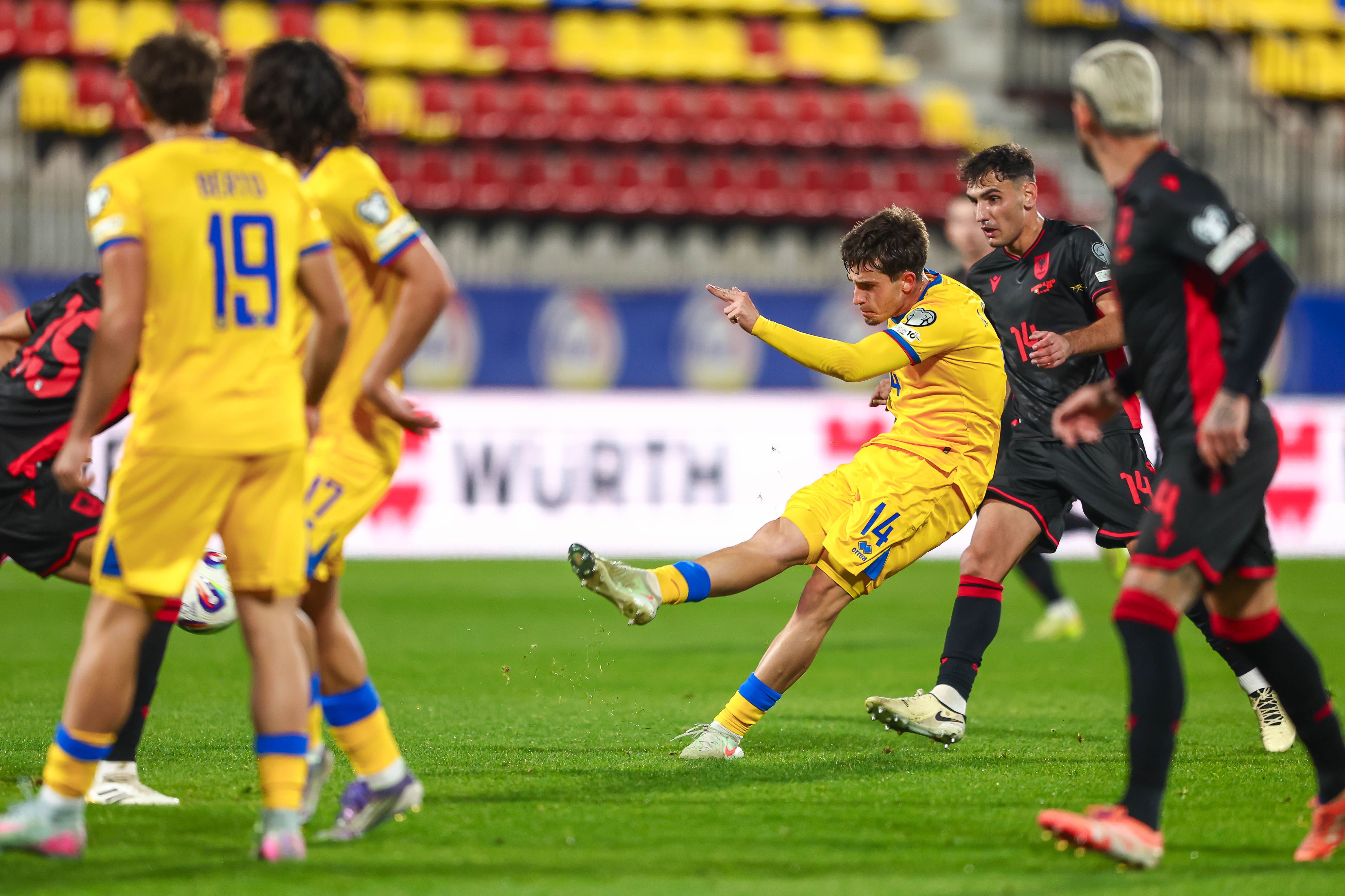 El perill d'Andorra ha passat, en gran part, per les botes d'Aron Rodrigo. El perill d'Andorra ha passat, en gran part, per les botes d'Aron Rodrigo.