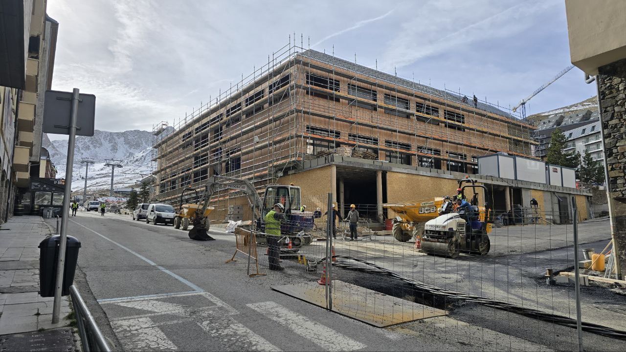 Estat actual de l'exterior de l'edifici.