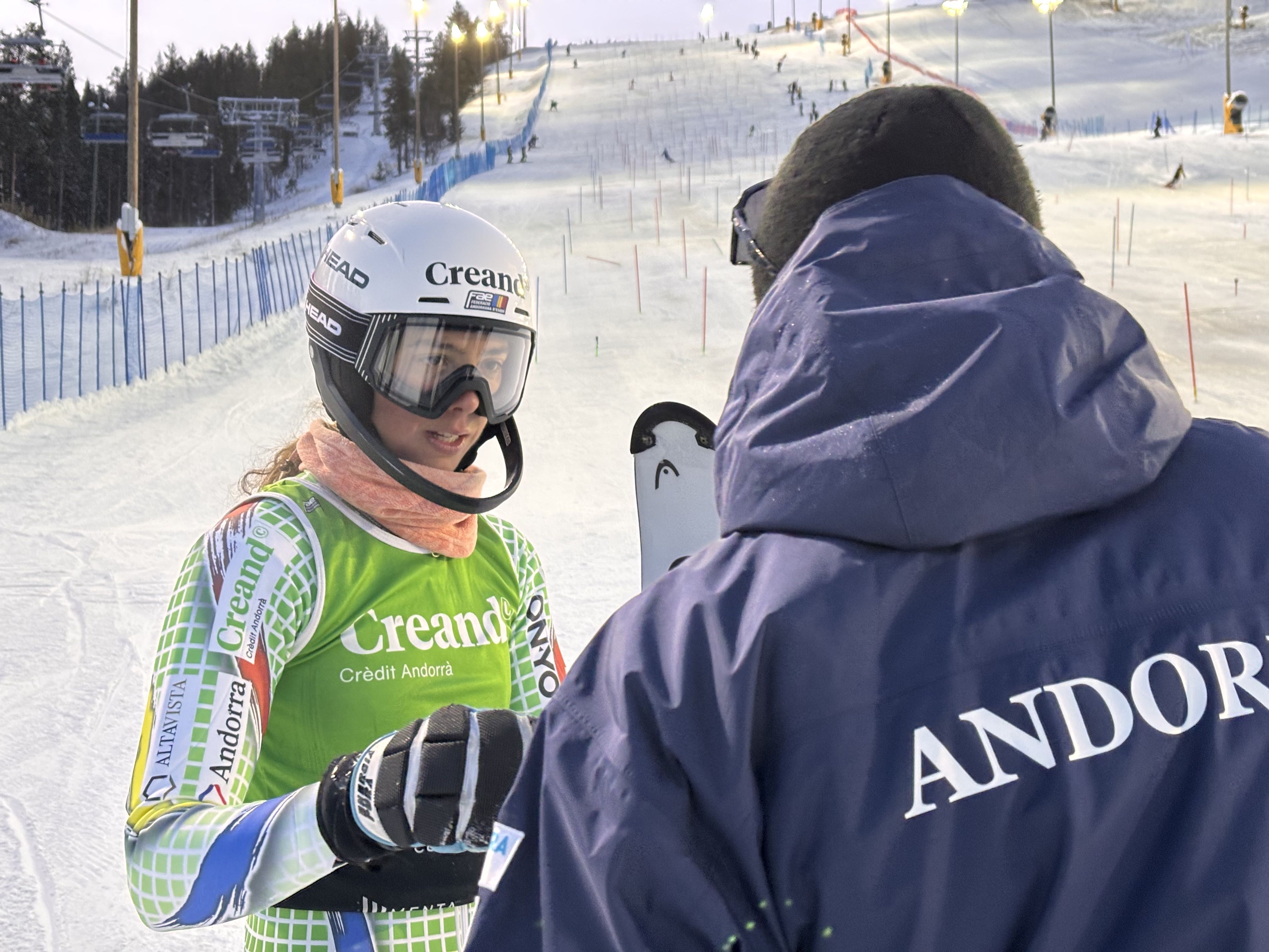 Josh Alayrach i Carla Mijares, durant l'entrenament a Levi.