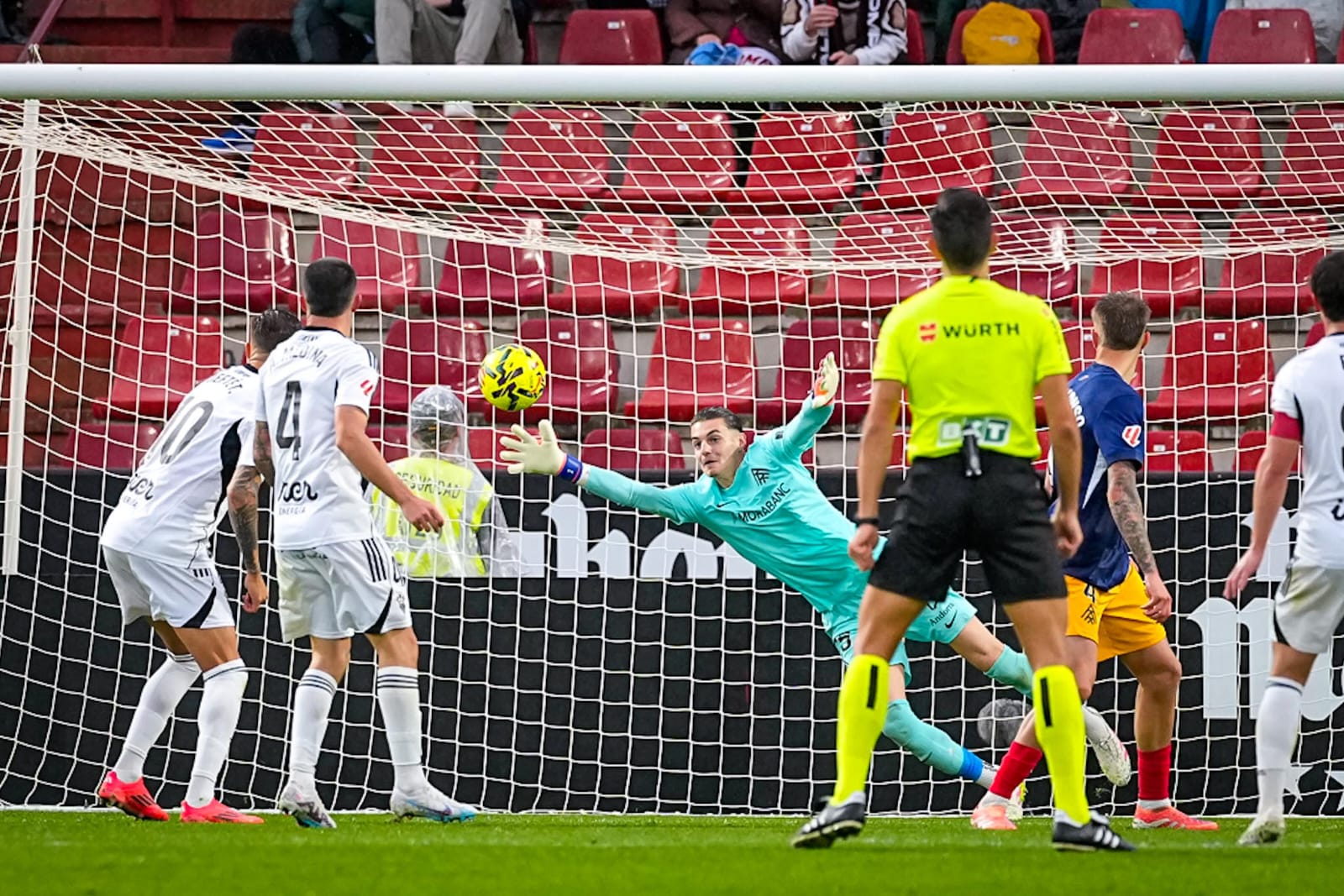 Yaako ha tornat a ser de les poques notícies positives de l'FC Andorra.