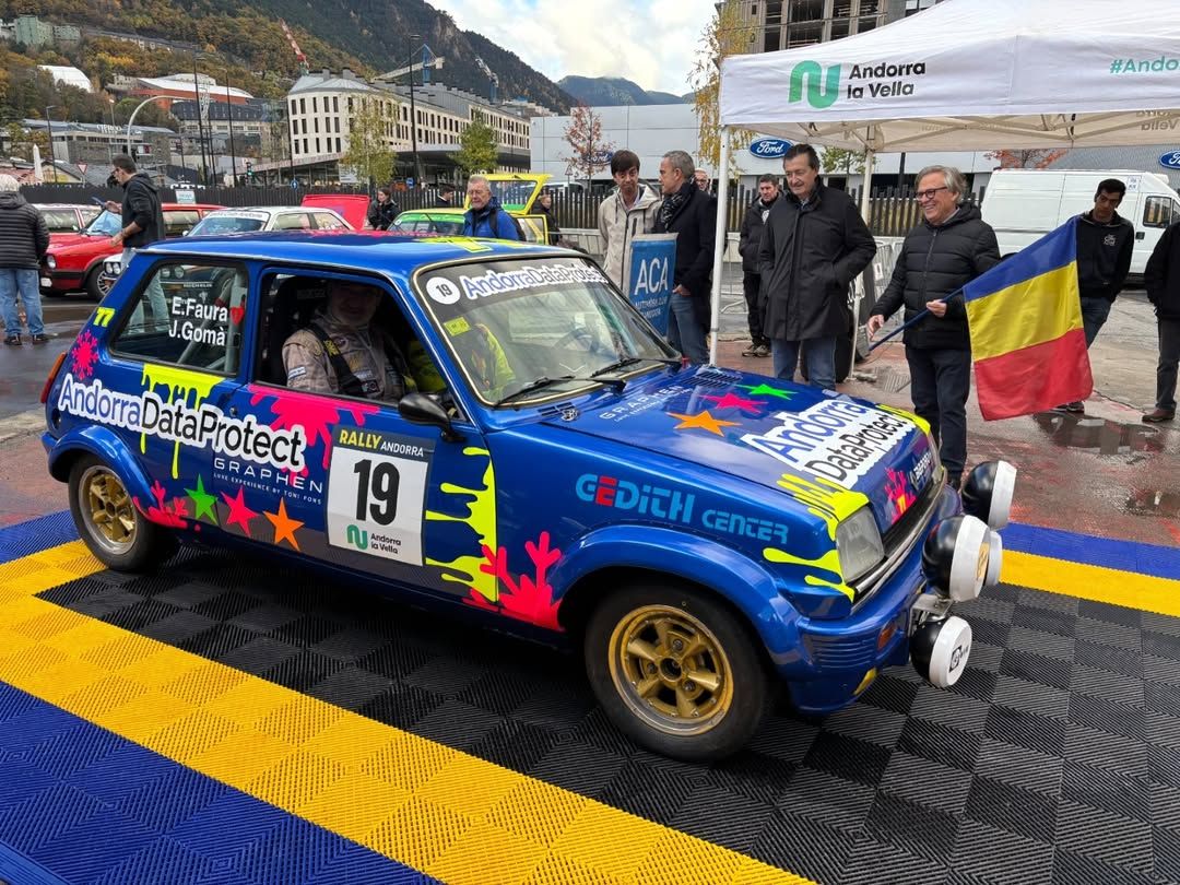 El cotxe de Faura i Gomà, a la sortida de Prada Casadet.