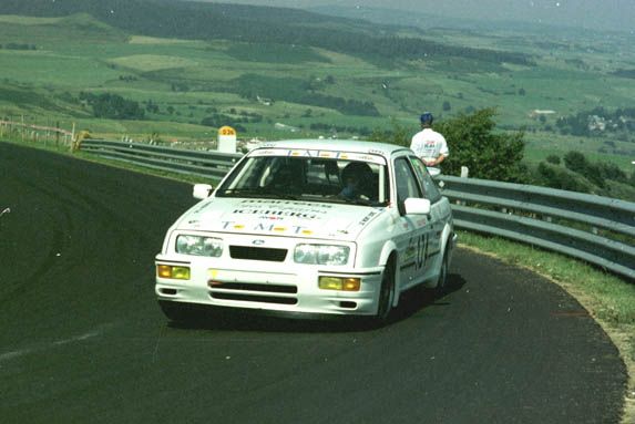 Vinyes, amb el Ford Sierra Cosworth quan va proclamar-se campió d'Europa l'any 1991.