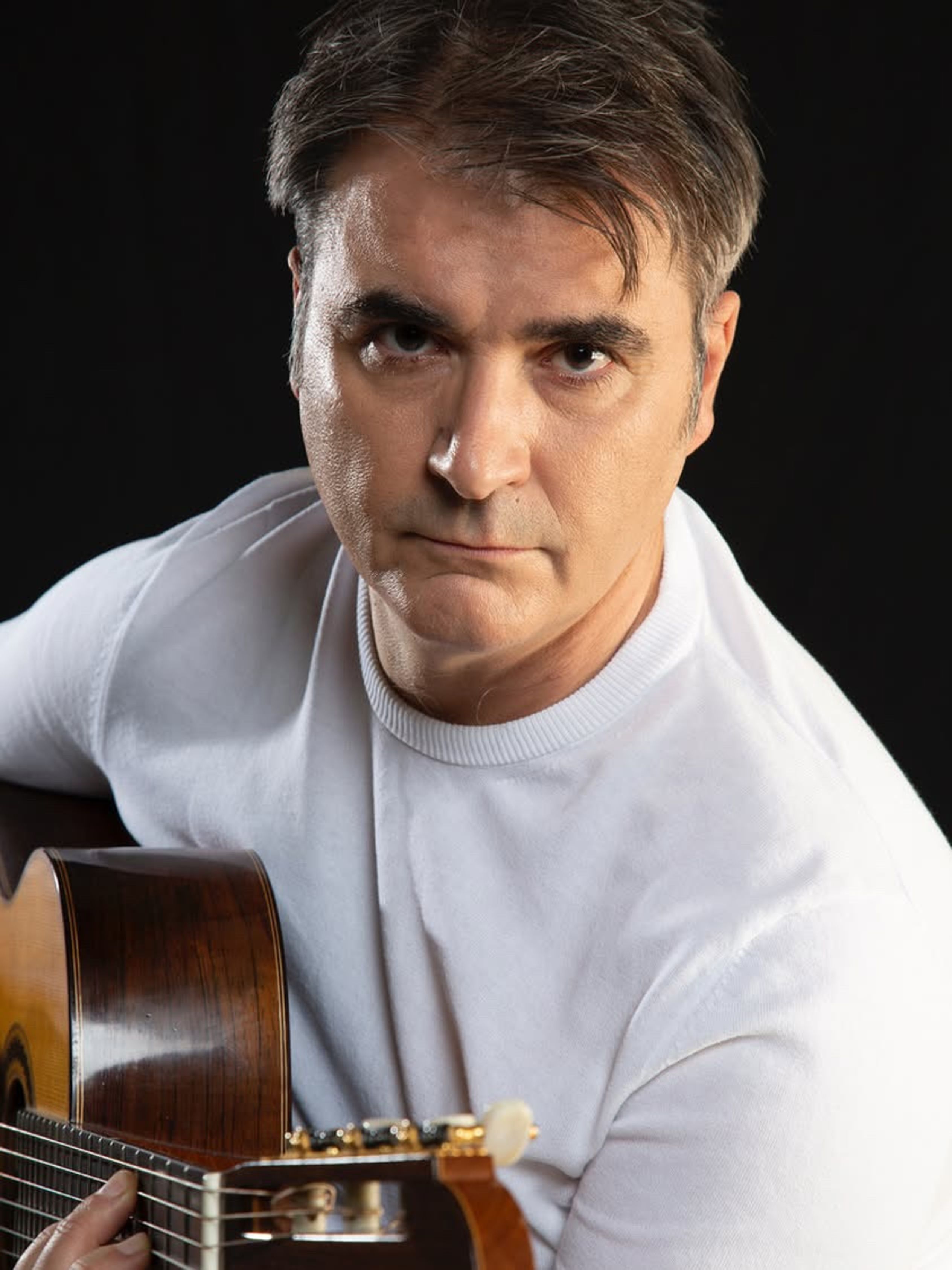 El guitarrista resident Rafael Serrallet.