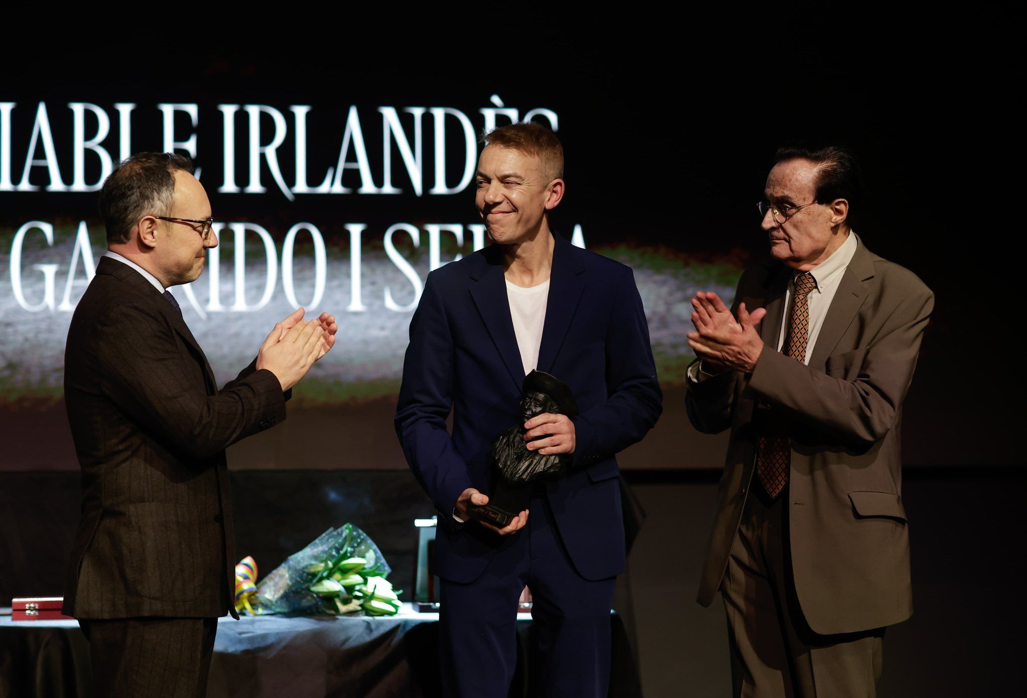 El cap de Govern, Xavier Espot, ha entregat el Fiter i Rossell a Àlex Garrido.