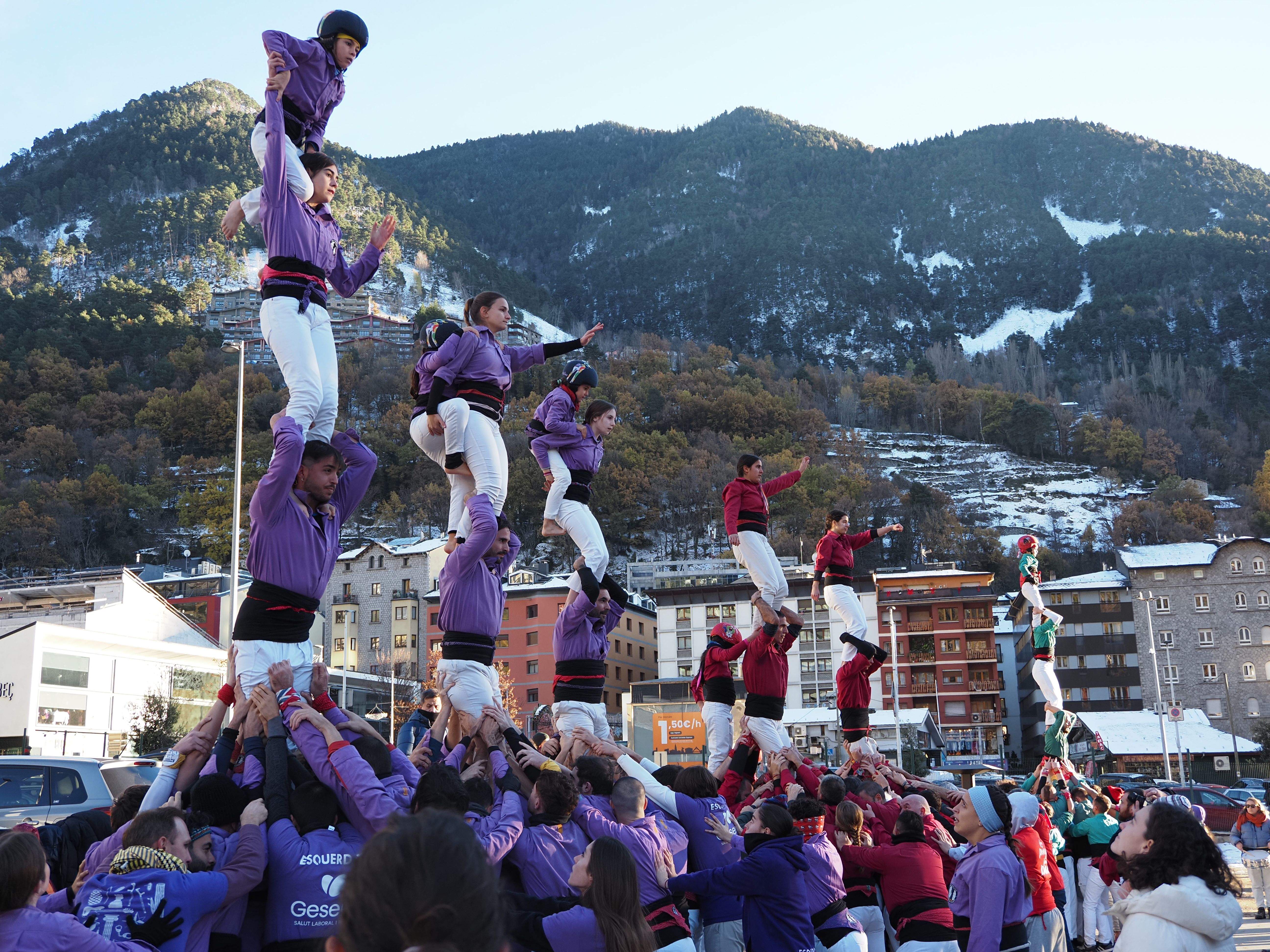Els primer pilars de la tarda.