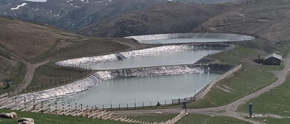 La sala de màquines, en la caseta que hi ha la dreta de la imatge, és la que s'ha cremat.
