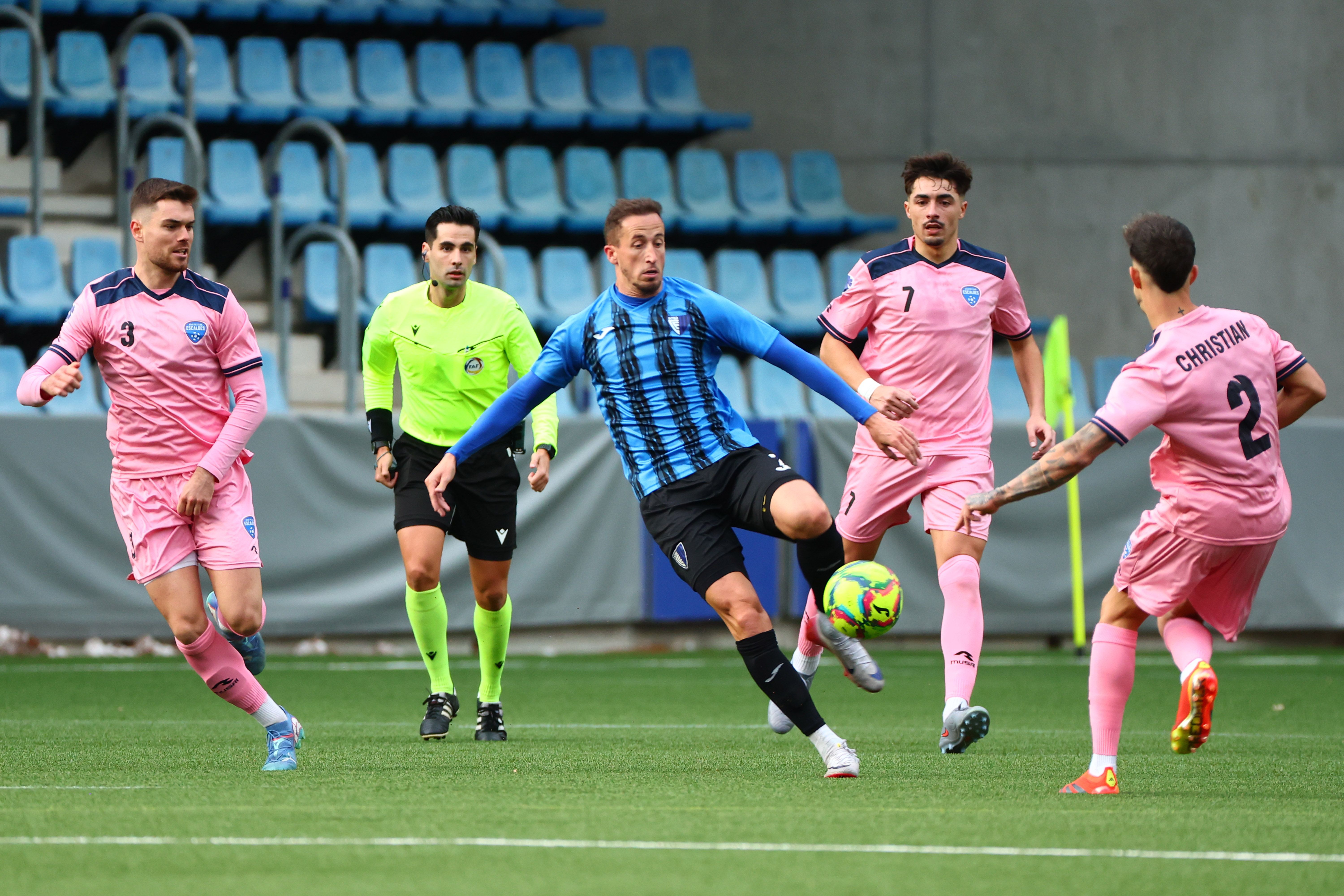 Cámara ha assistit a Kaxe al temps afegit per donar els tres punts a l'Inter. Cámara ha assistit a Kaxe al temps afegit per donar els tres punts a l'Inter.