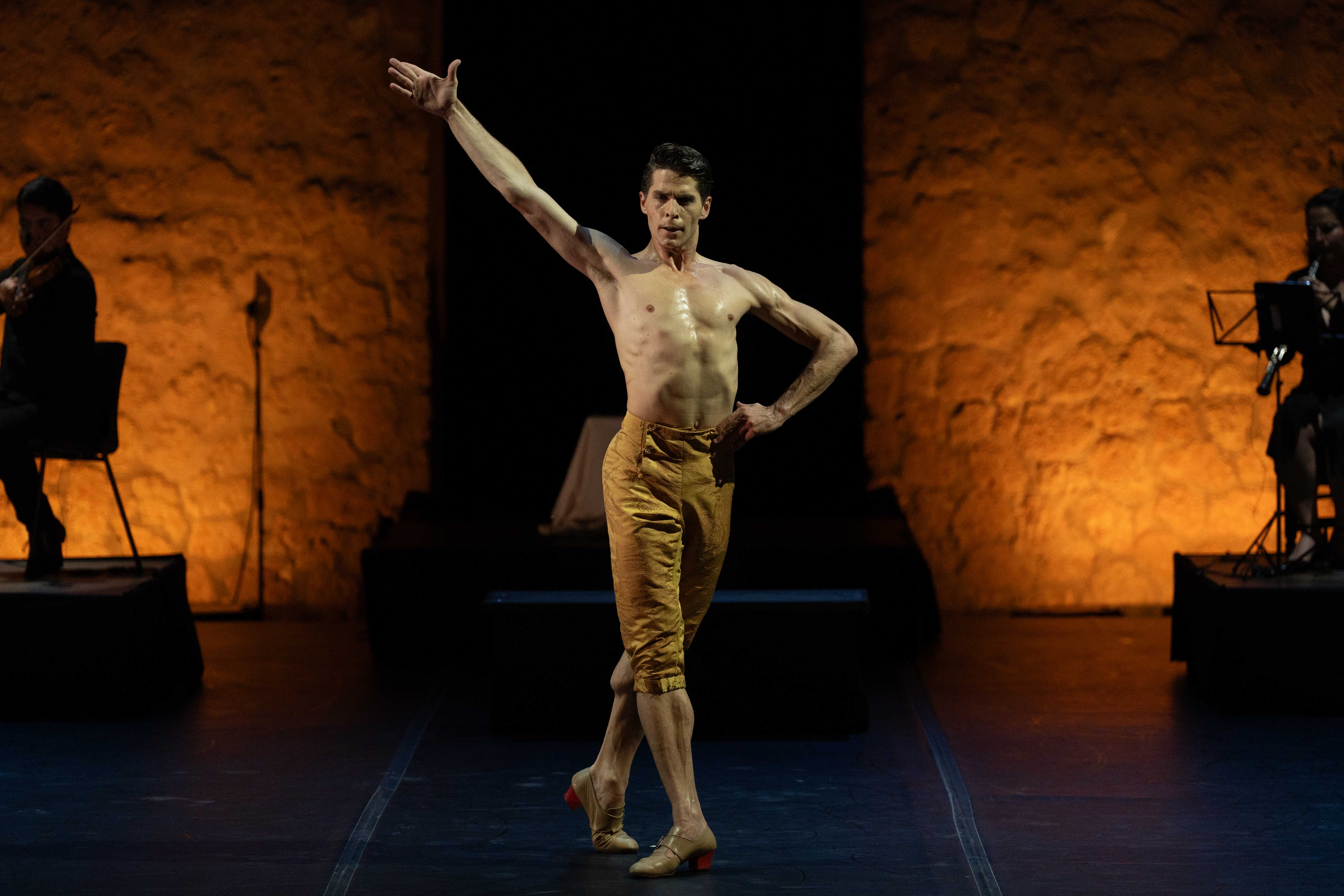 El ballarí Sergio Bernal serà l'encarregat d'obrir la Temporada MoraBanc d'Andorra la Vella.