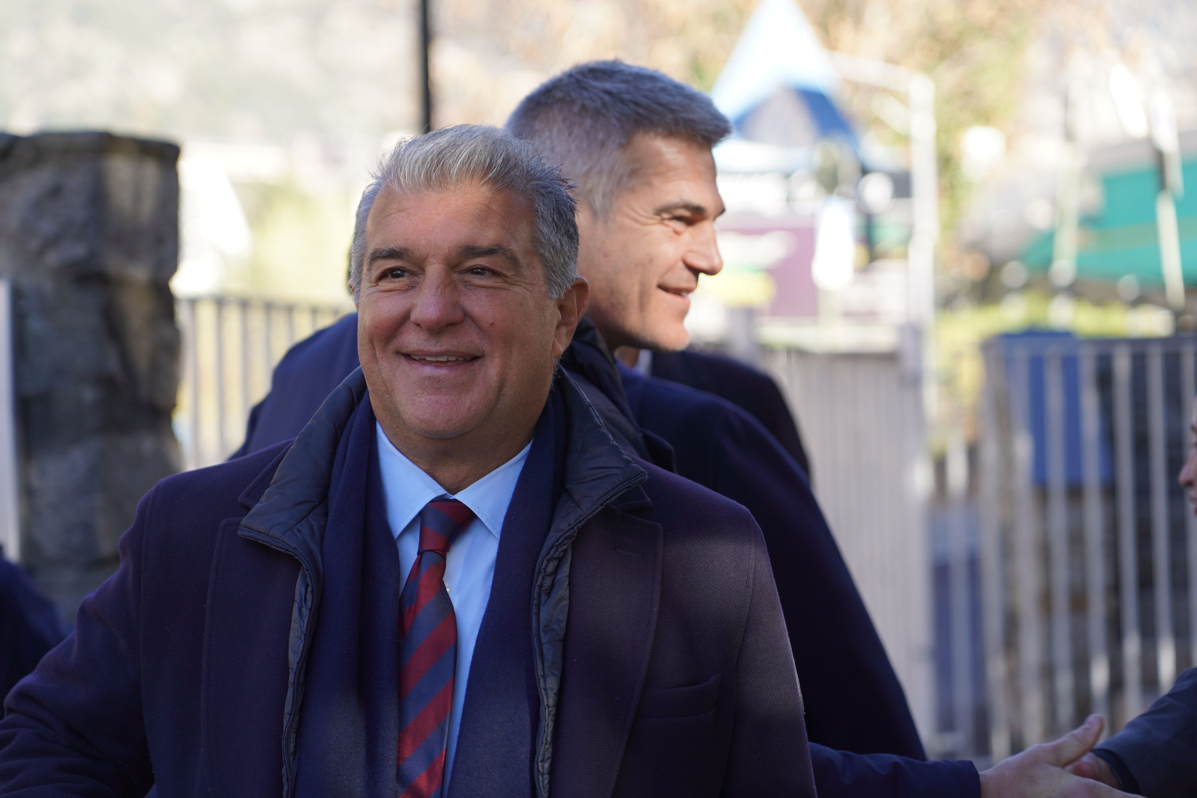 Joan Laporta, en la seva arribada a l'estadi Comunal d'Andorra la Vella. 