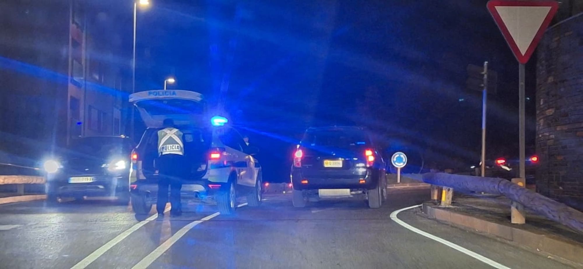 Actuació de la policia al lloc de l’accident.