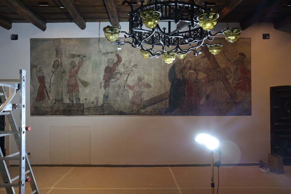 La sala dels Passos Perduts es veurà renovada, amb els frescos restaurats. La sala dels Passos Perduts es veurà renovada, amb els frescos restaurats.