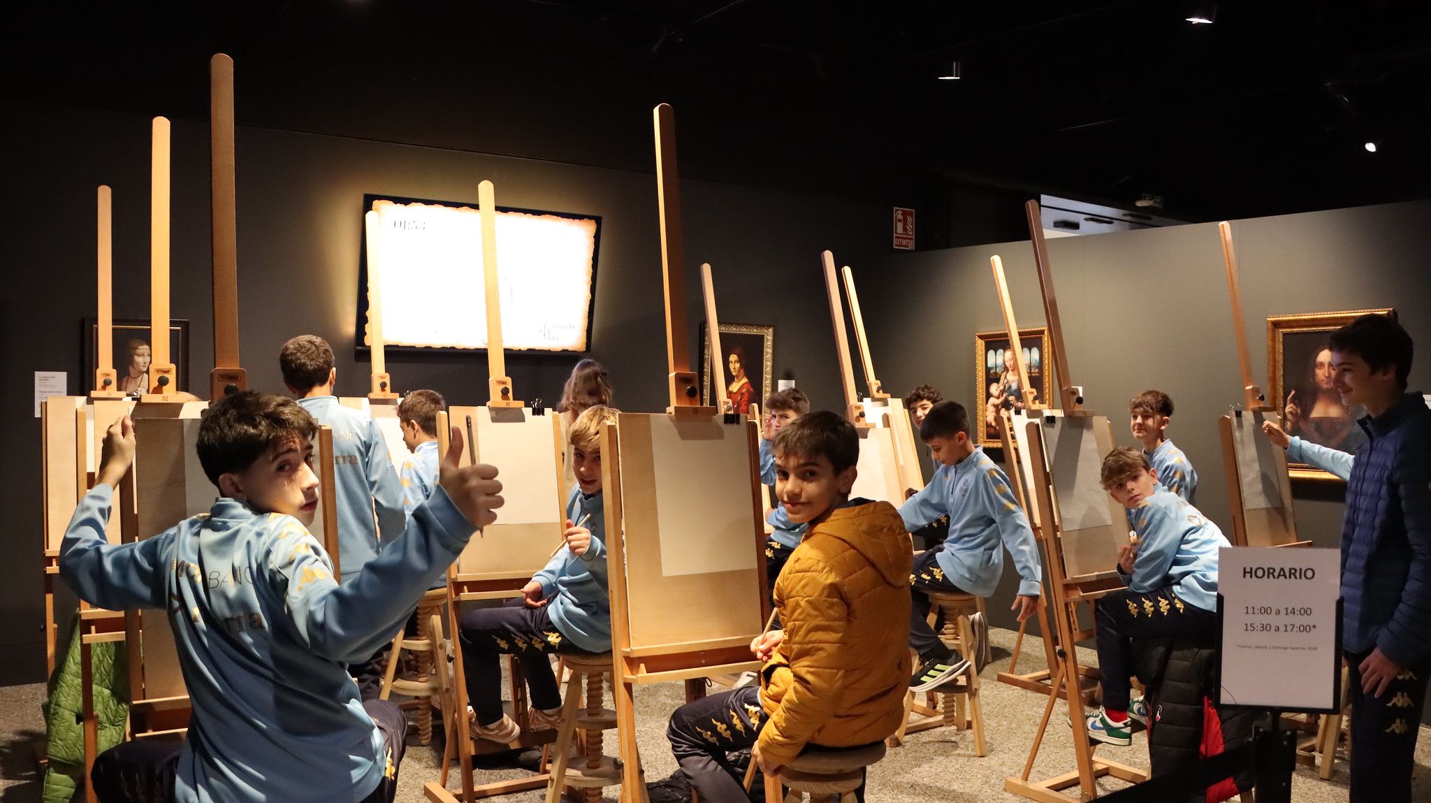L'Infantil Vermell, en un taller de dibuix i pintura a València. L'Infantil Vermell, en un taller de dibuix i pintura a València.