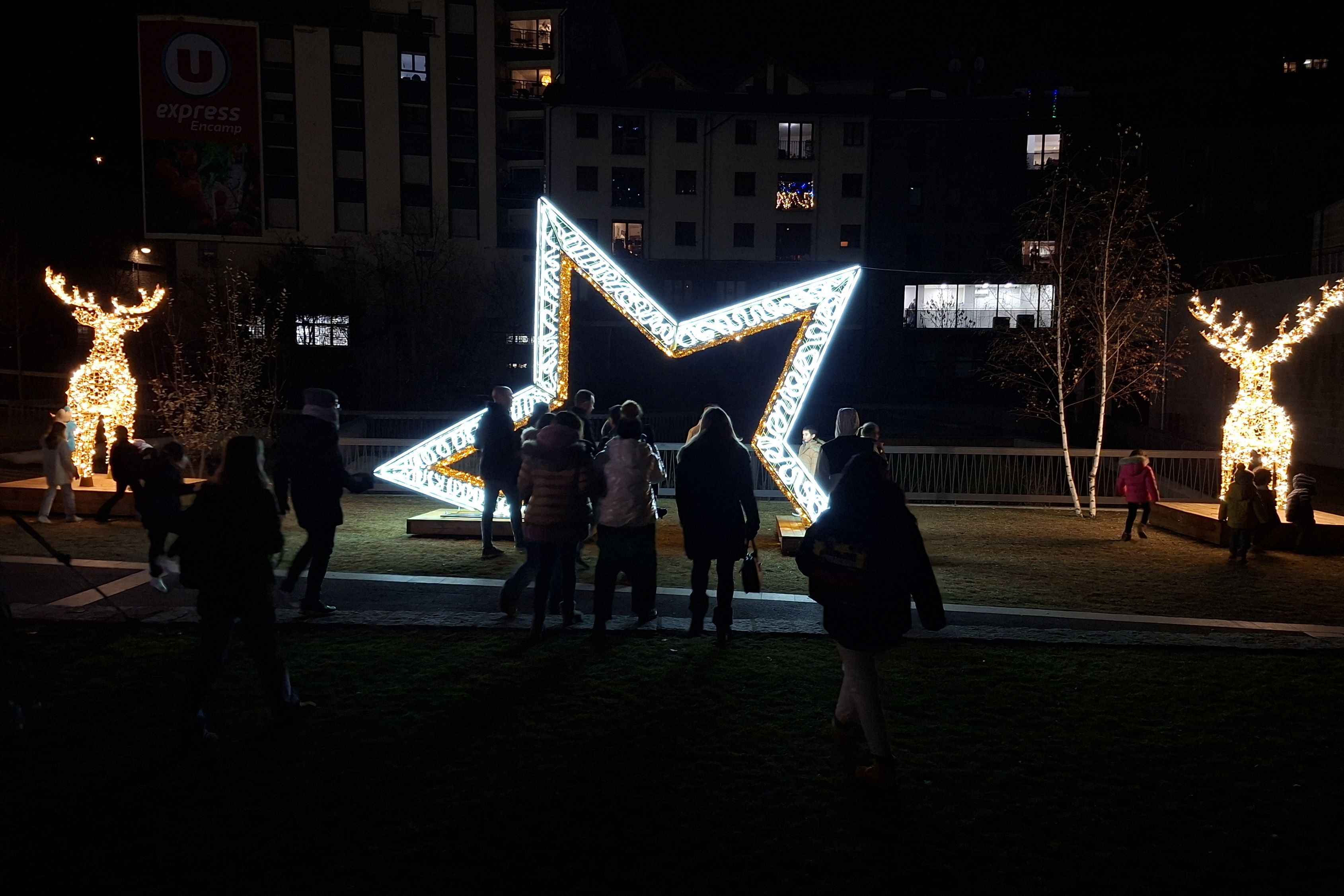 Un moment de l'acte d'encesa de llums a Encamp.