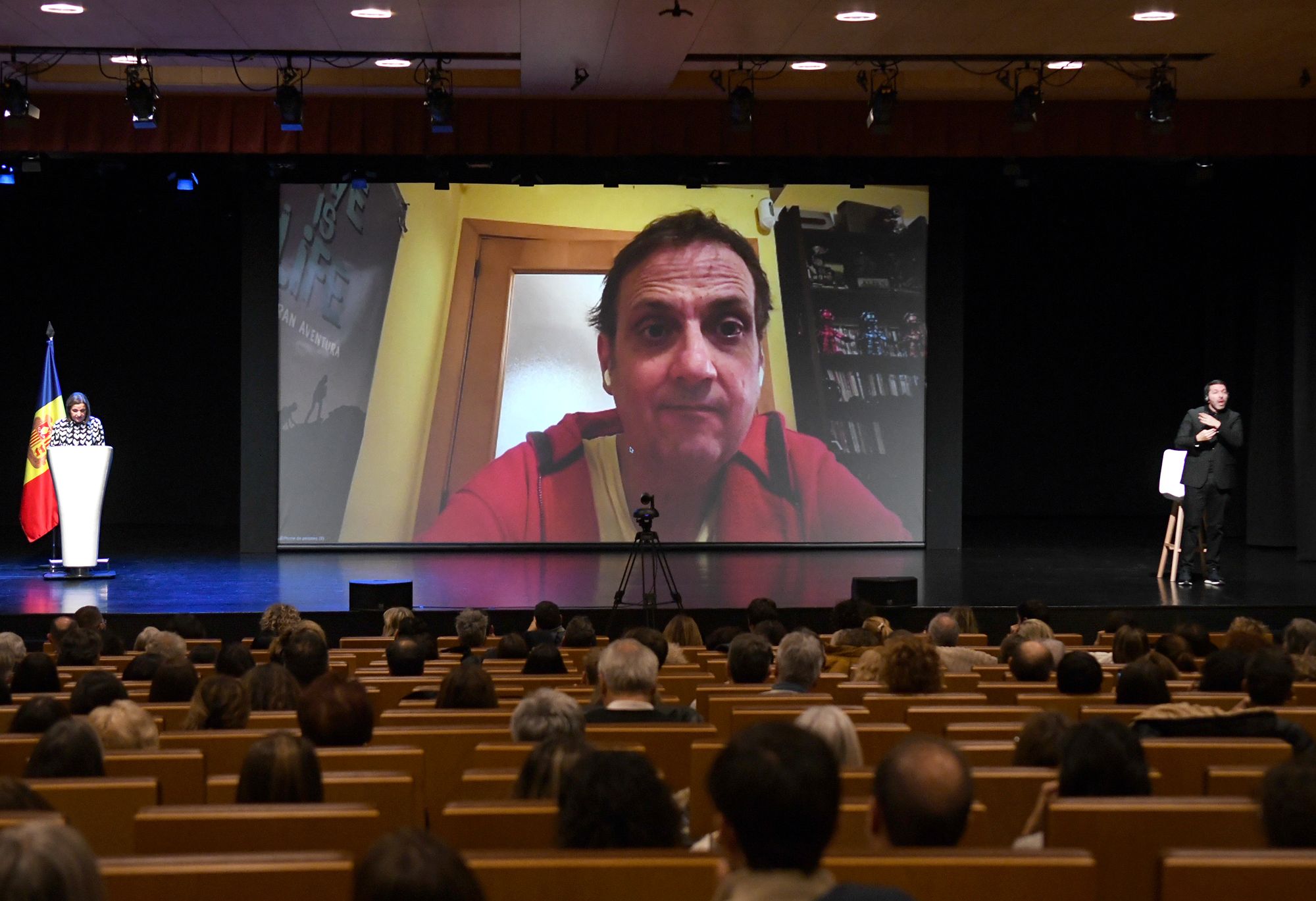 L'escriptor Albert Espinosa durant la seva intervenció.