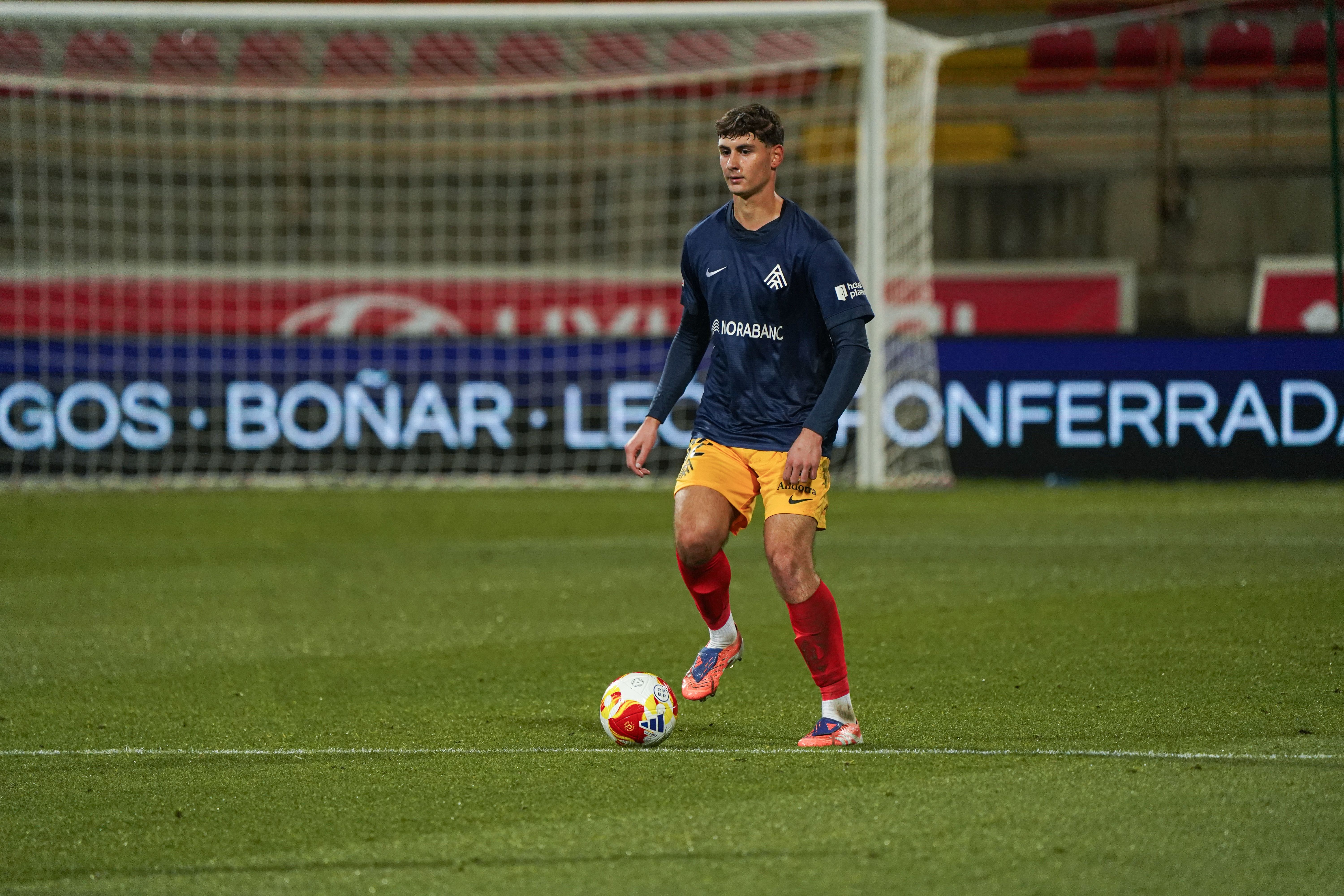 Antal ha tornat a aparèixer a l'onze un mes i escaig després.