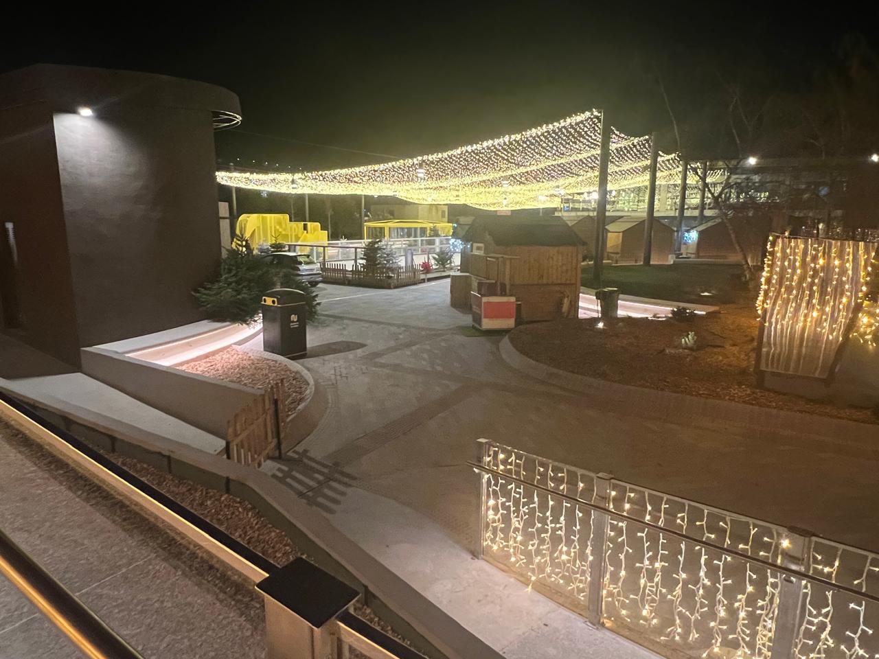 Una imatge de la plaça del Poble a la zona de l'escenari.