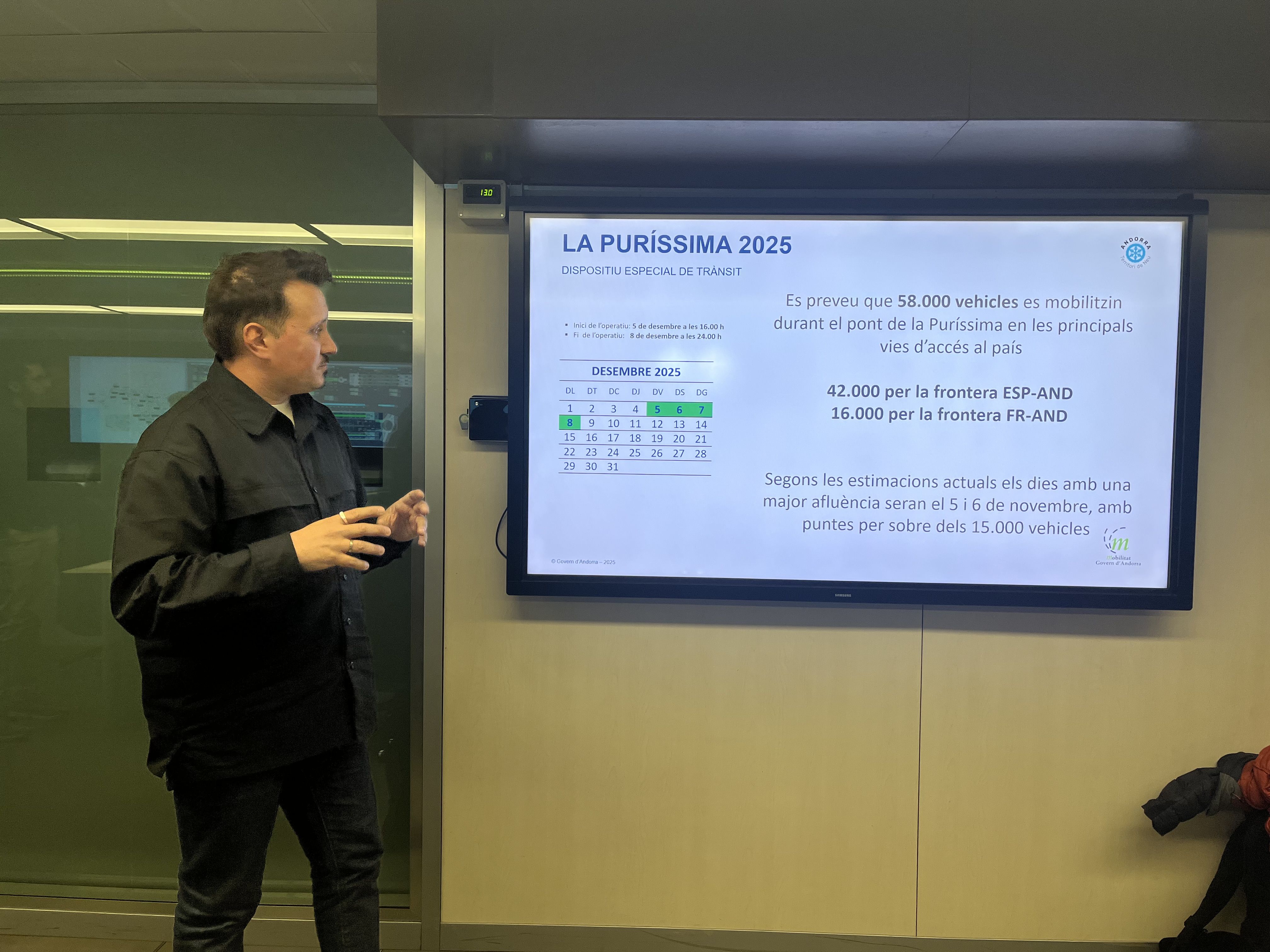 Daniel Boneta durant la presentació del dispositiu especial de trànsit.