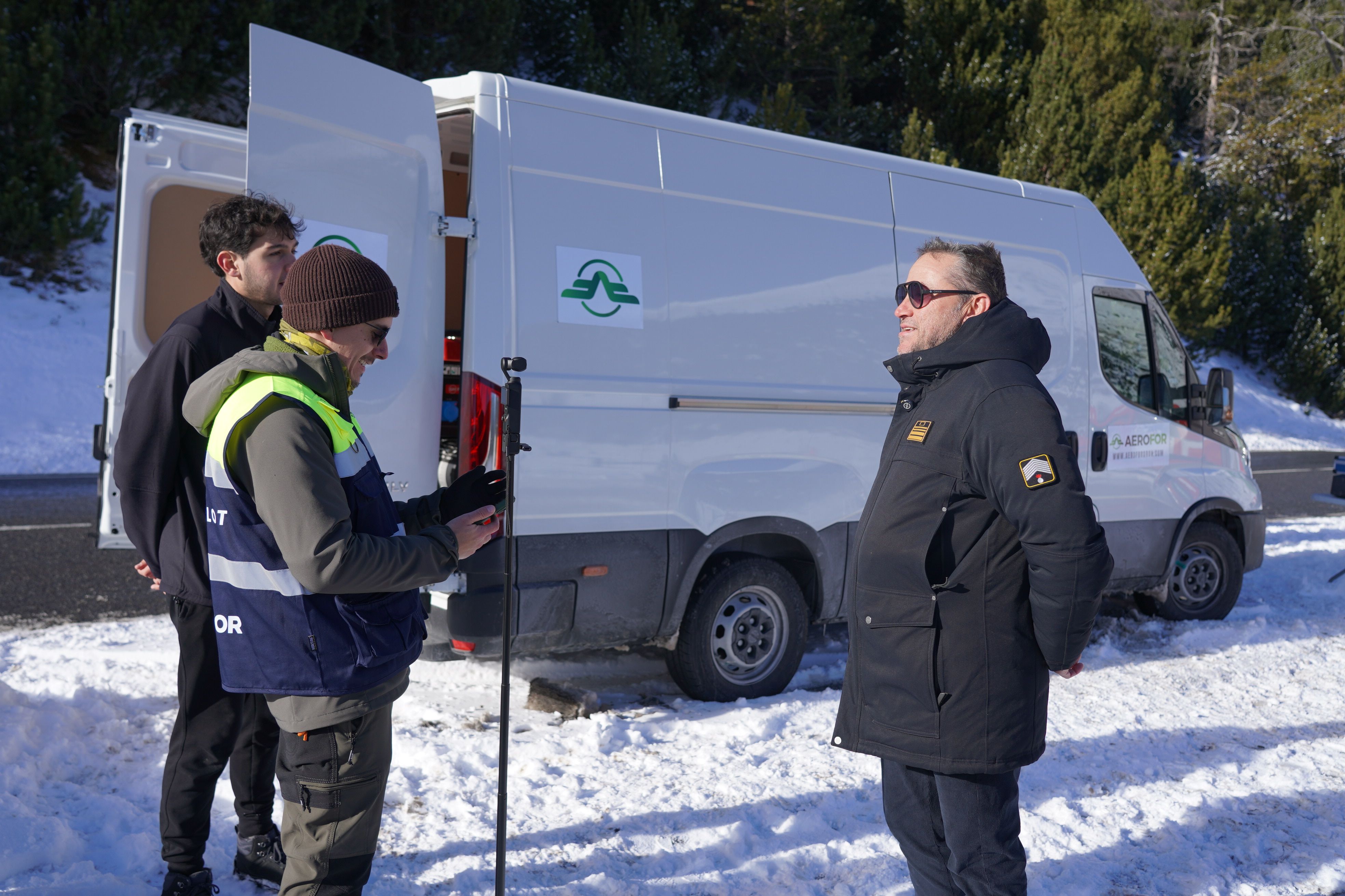 Farré, atenent un mitjà de comunicació.