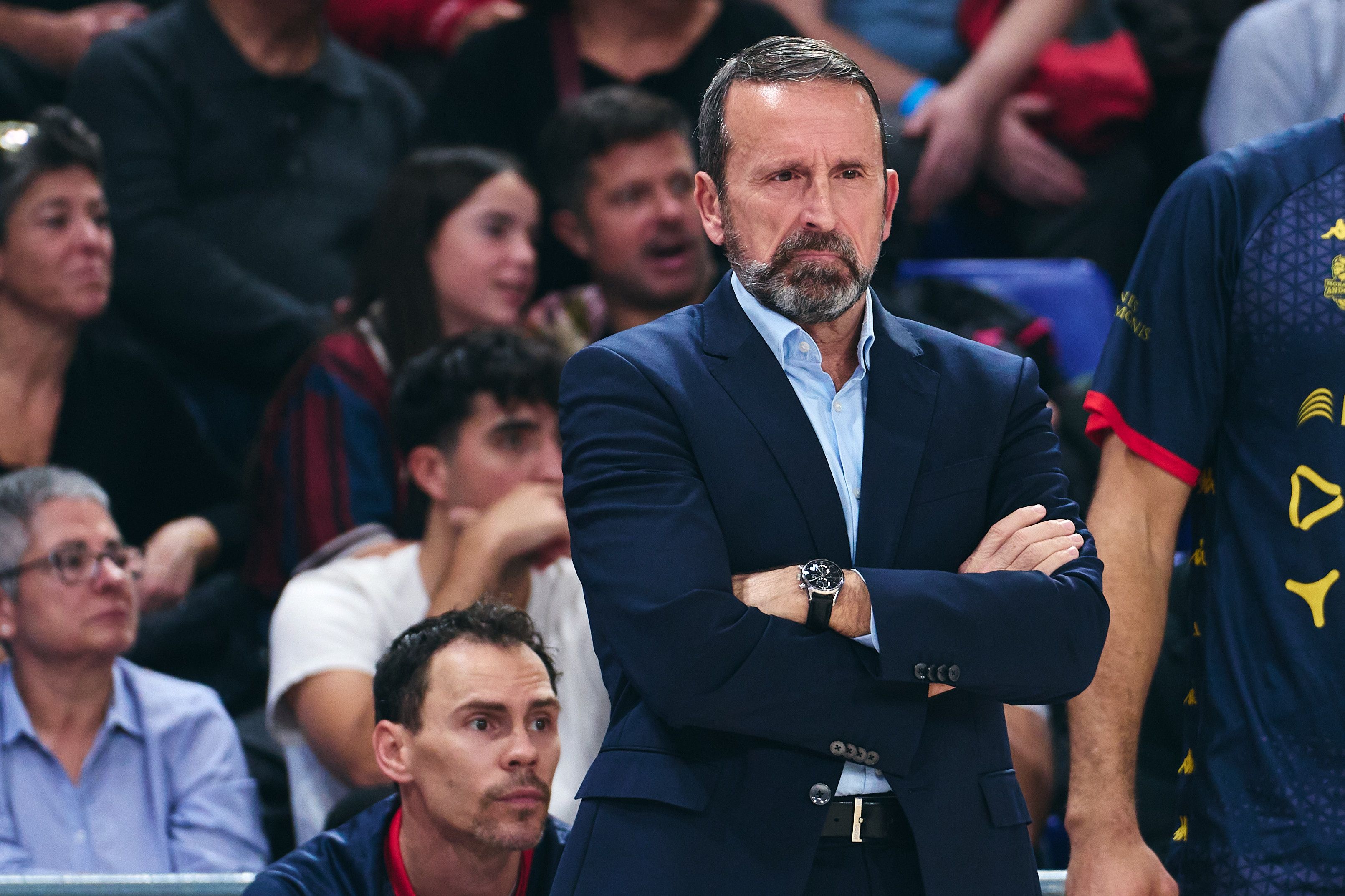 Joan Plaza, entre resignat i enfadat en una recta final per oblidar.