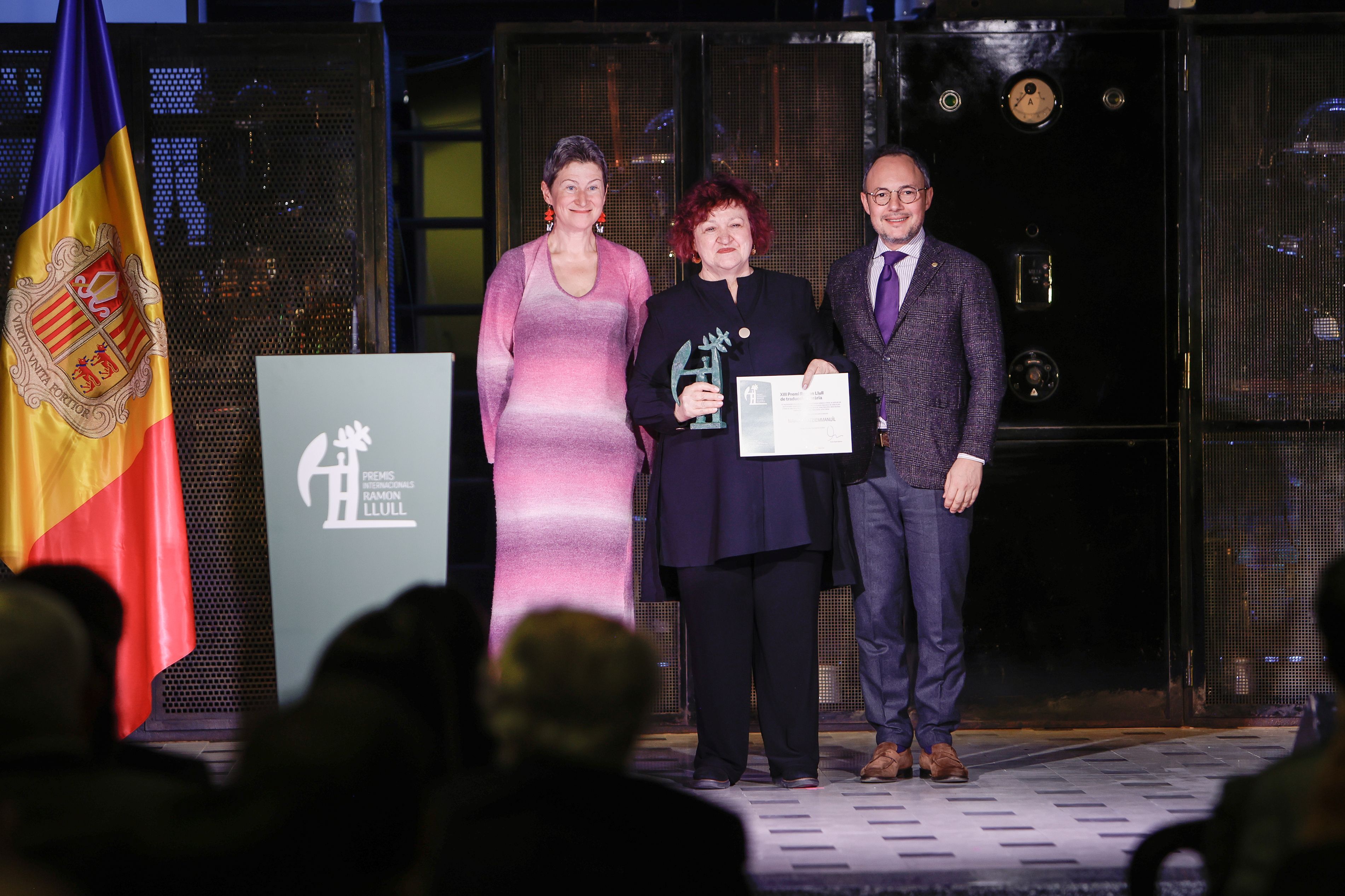 Maria Khatziemmanuïl s’endú un dels ‘premis grossos’ per la seva trajectòria. Maria Khatziemmanuïl s’endú un dels ‘premis grossos’ per la seva trajectòria.