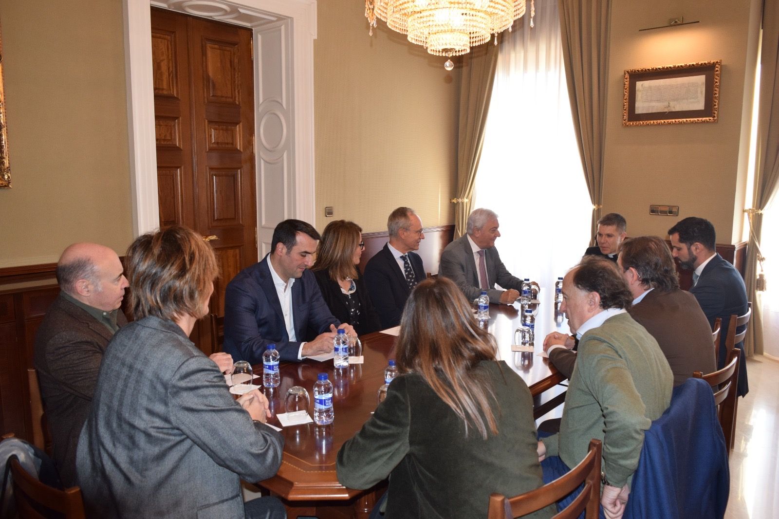 Visita de la junta directiva de la CEA, encapçalada pel seu president Gerard Cadena, al Copríncep Episcopal.