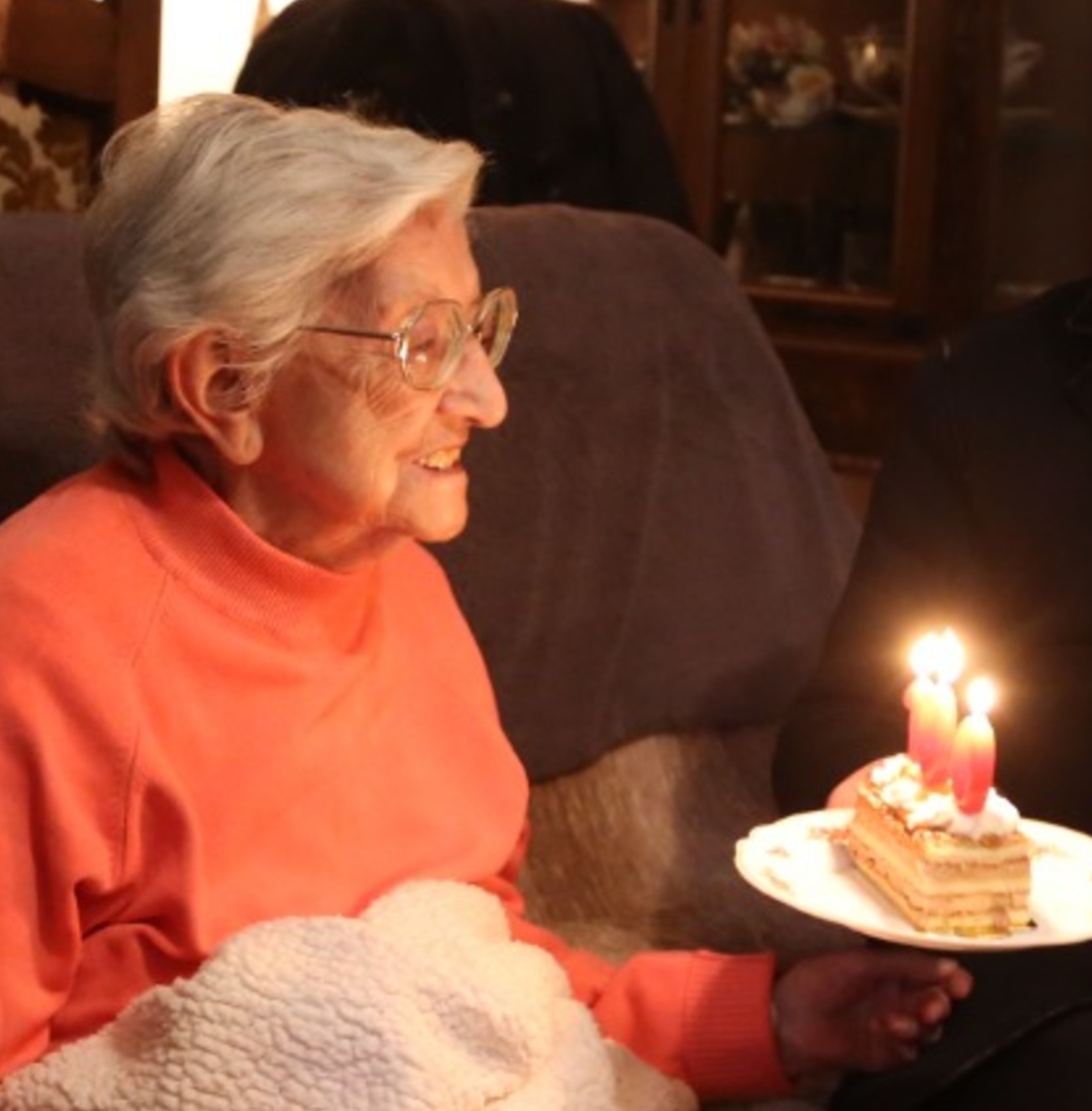 Rosario Balletbó quan va fer cent anys. Rosario Balletbó quan va fer cent anys.