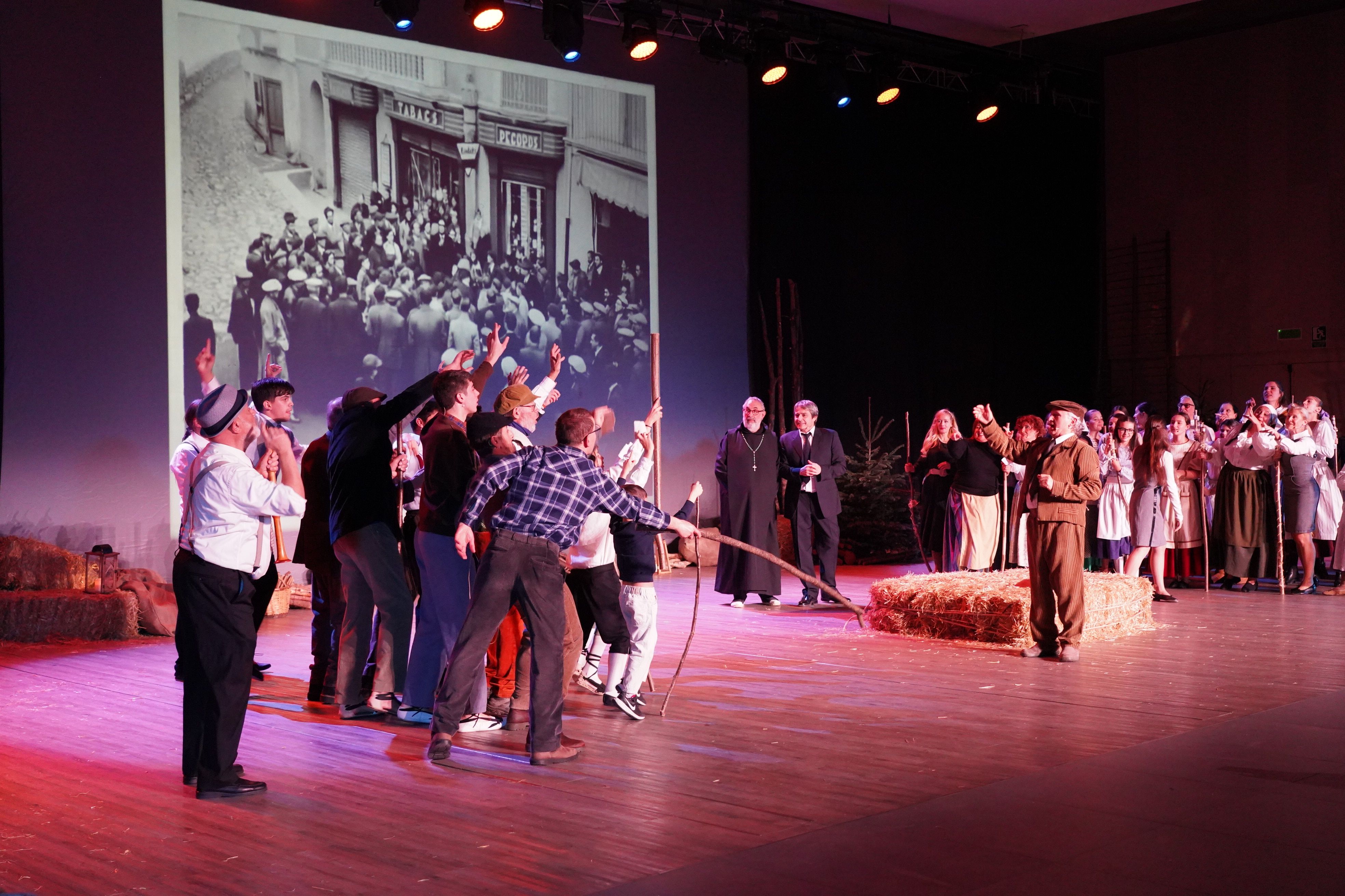 Buscant qui farà de Sant Josep. Buscant qui farà de Sant Josep.